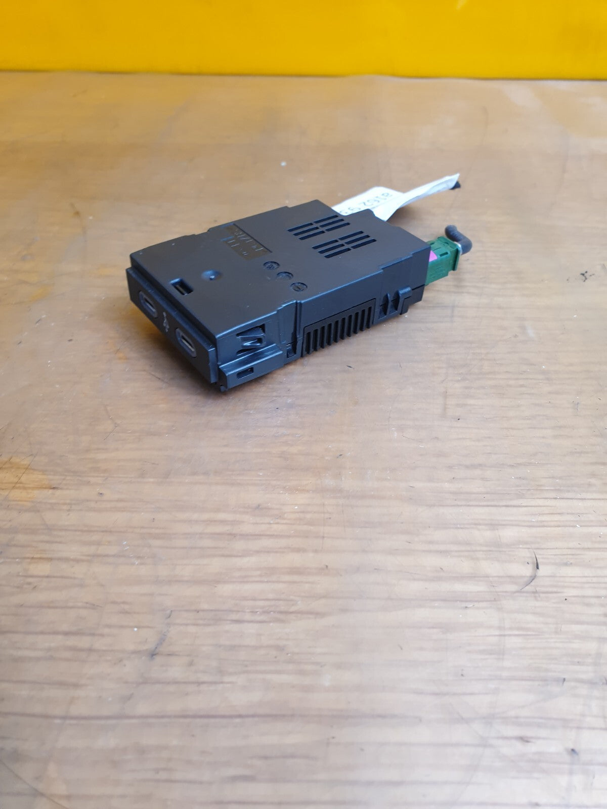 ✅2024 VW TAIGO R-LINE 1.0P DOUBLE USB PORT SOCKET CONNECTOR 2G6035700 + WARRANTY