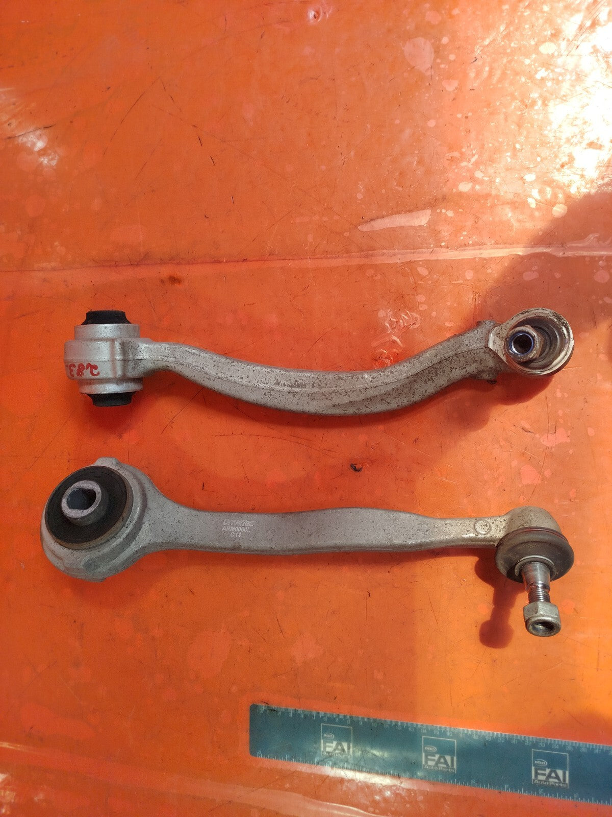 ✅MERCEDES C250 W204 2.1 DIESEL 2011 FRONT CONTROL ARMS PAIR ARM0060L Warranty