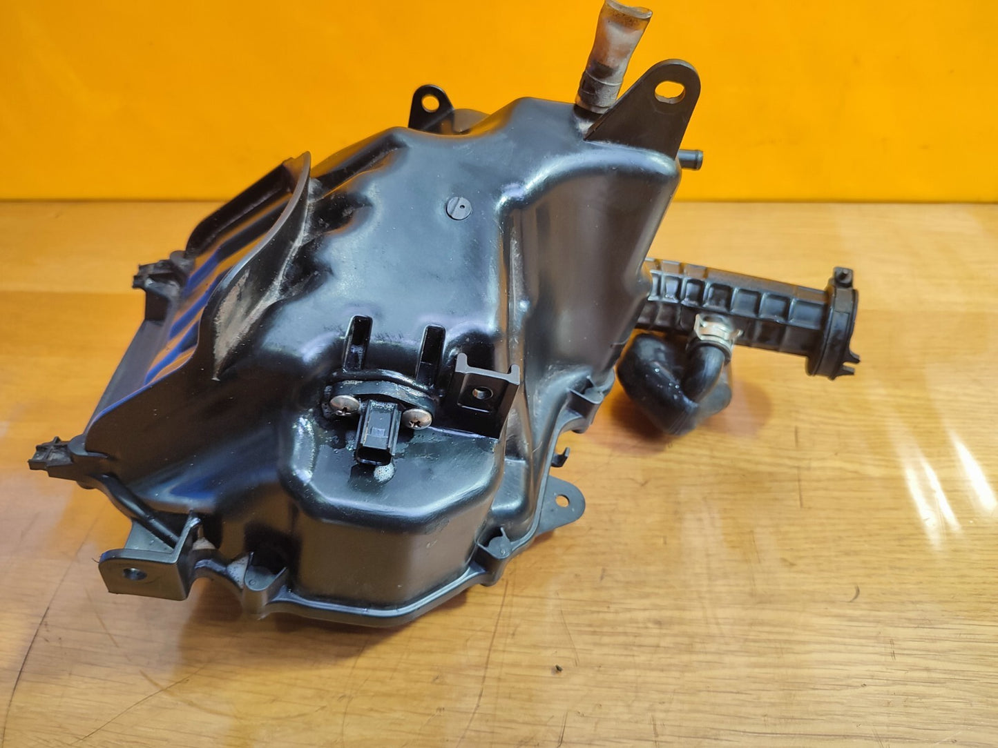 ✅HONDA GLR125 1W PETROL 2019 AIR FILTER BOX HMKPNC1 Warranty A117