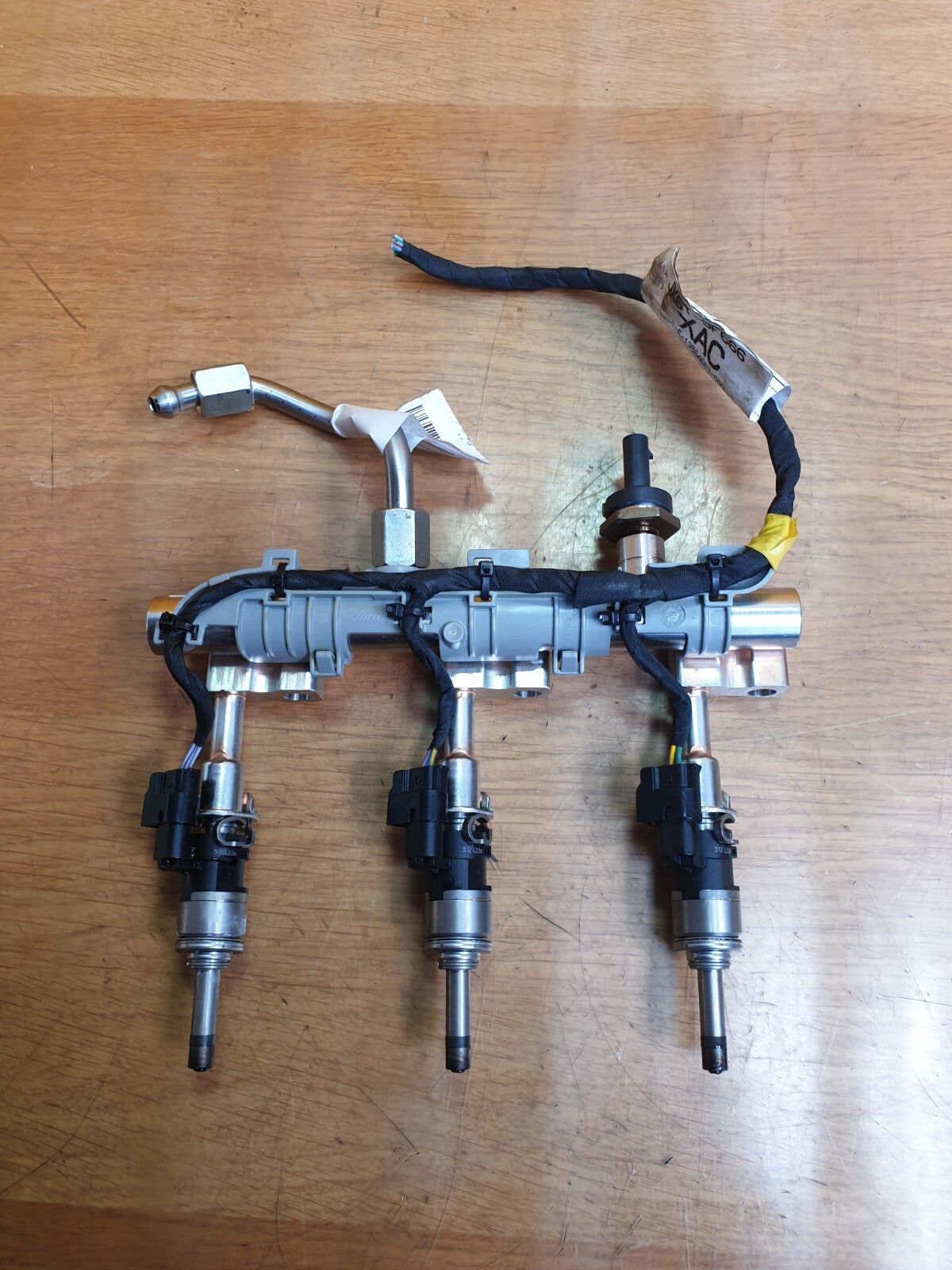 ✅2023 FORD PUMA MK2 FUEL RAIL INJECTORS H6BG-9D280-AB + WARRANTY A179