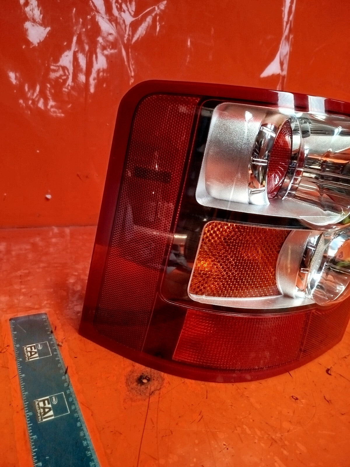 ✅2007 LAND ROVER RANGE ROVER L320 REAR LEFT TAIL LIGHT XFB500390 + WARRANTY