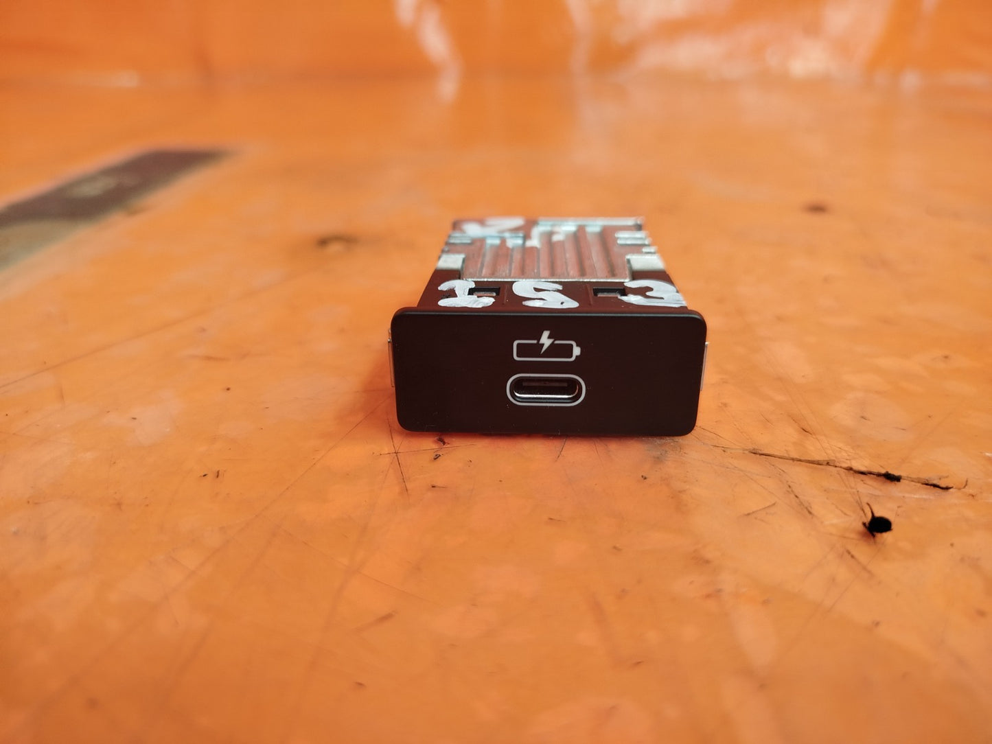 ✅BMW 220D M SPORT F44 2.0 DIESEL 2023 USB SOCKET PORT 8711940 Warranty A293