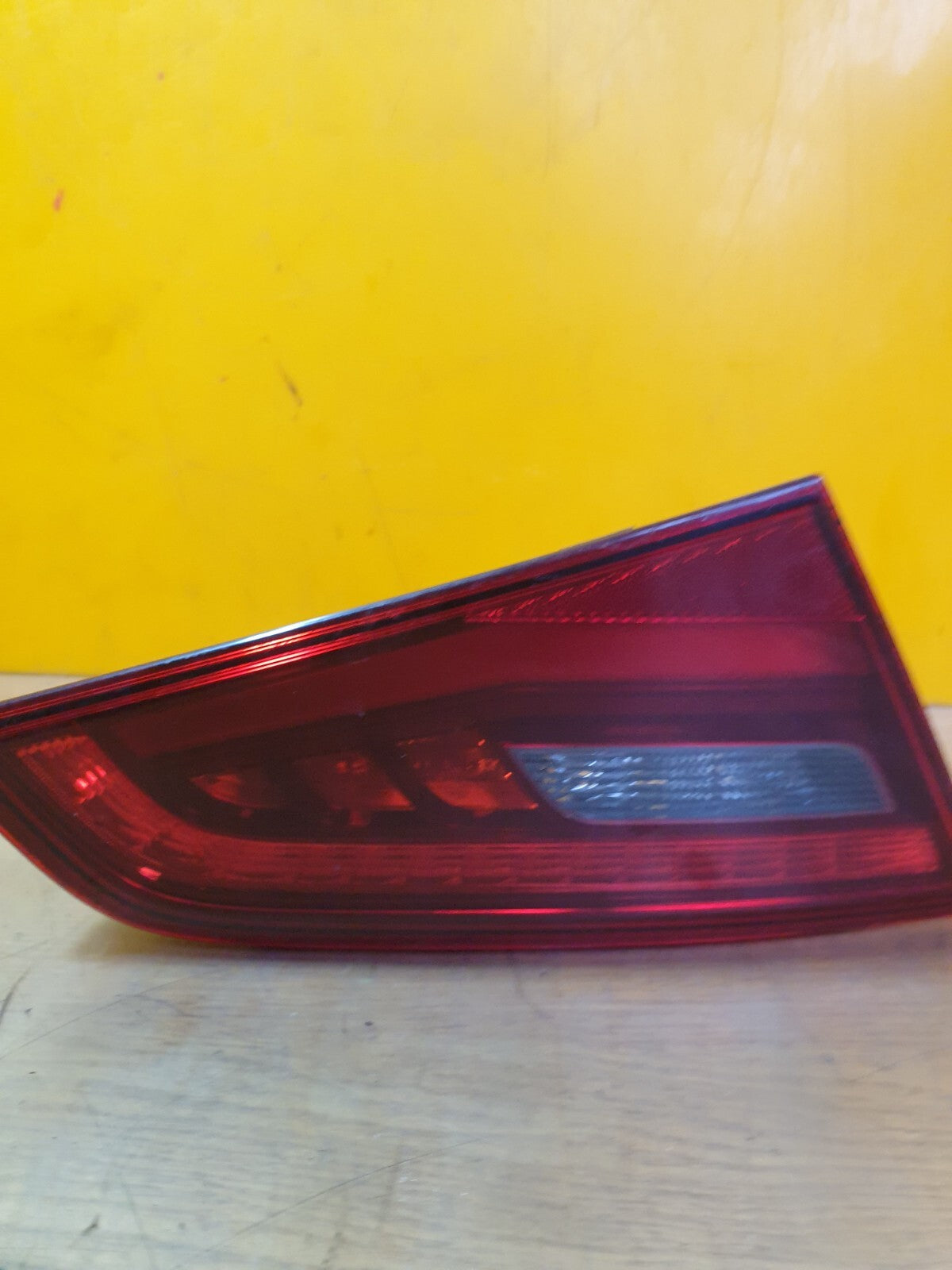 ✅AUDI A3 E-TRON 1.4 PETROL 2015 REAR LEFT INNER TAIL LIGHT 8V4945093A Warranty