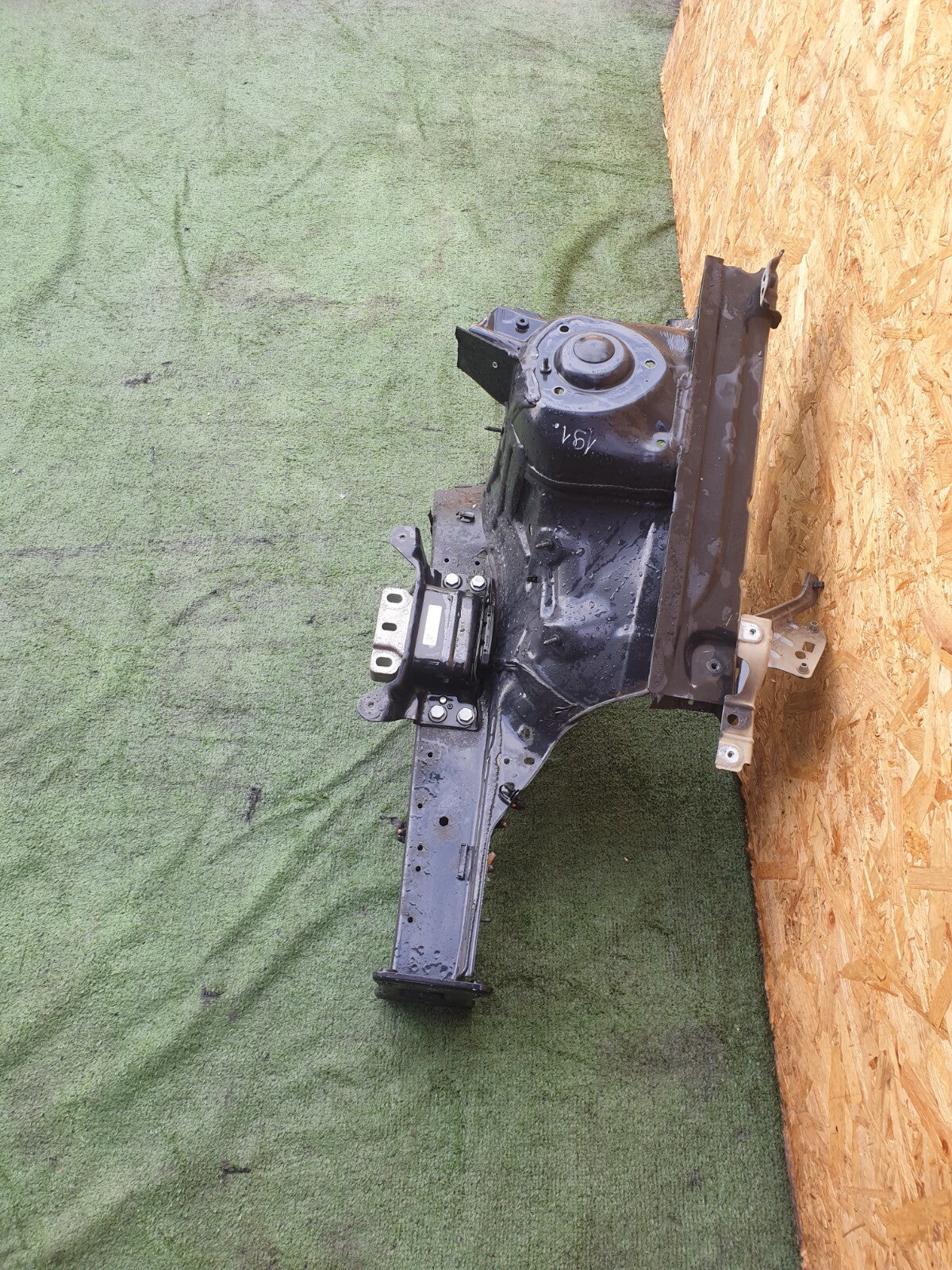 ✅VW GOLF MK8 1.5 PETROL 2022 FRONT LEFT CHASSIS LEG 5Q0199555BG Warranty A191