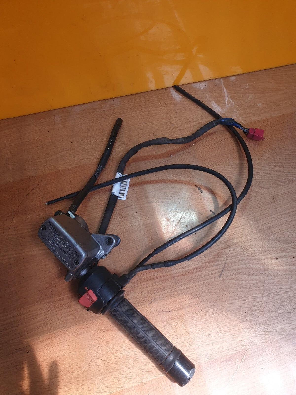 ✅1995 HONDA VFR750 PETROL RIGHT HANDLE BAR + WARRANTY A182
