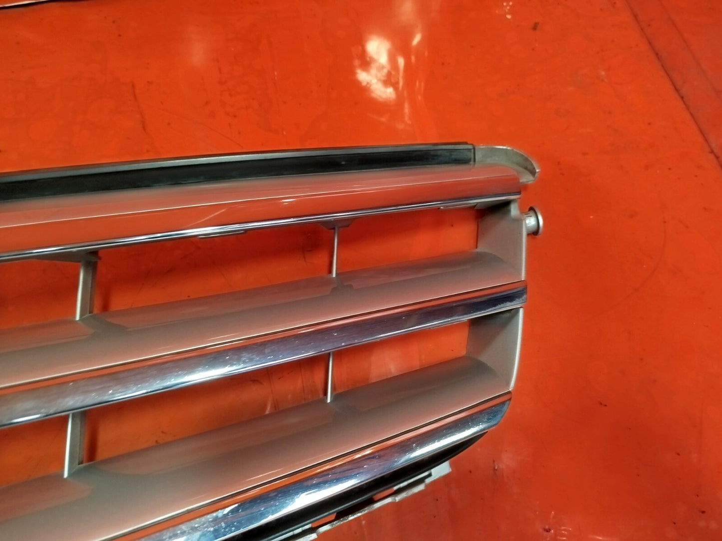 ✅2011 MERCEDES C CLASS W204 2.1 DIESEL FRONT RADIATOR GRILL a2048800023
