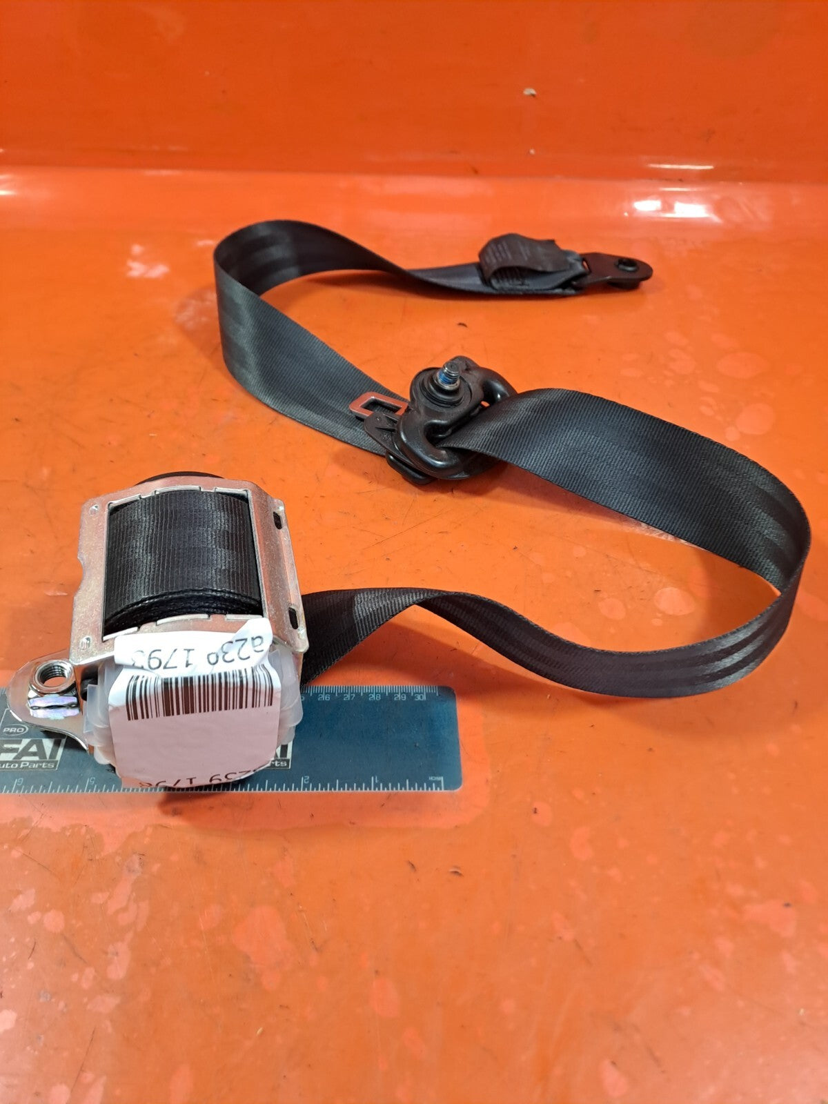 ✅2011 LAND ROVER DISCOVERY 4 L319 3.0D FRONT LEFT SEAT BELT EVB500970