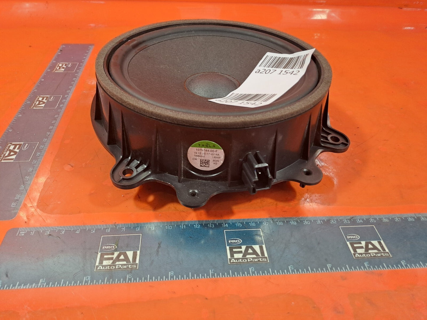 2024 TESLA MODEL 3 LONG FRONT DOOR SPEAKER 1079744-00-F + WARRANTY A207