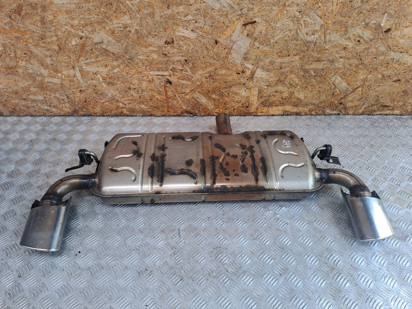 ✅MERCEDES B180 W246 1.8 DIESEL 2012 REAR EXHAUST BOX A2464910700 A299