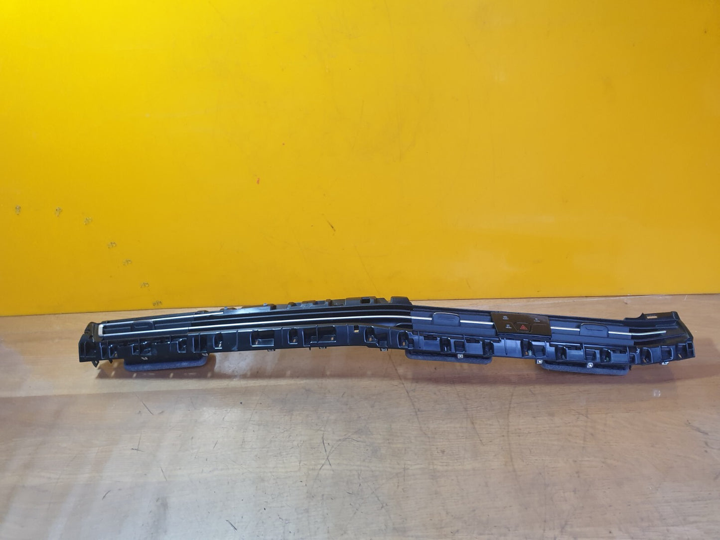 ✅VW GOLF MK8 1.5 PETROL 2022 HAZARD SWITCH & TRIM 5H0925200 Warranty A191