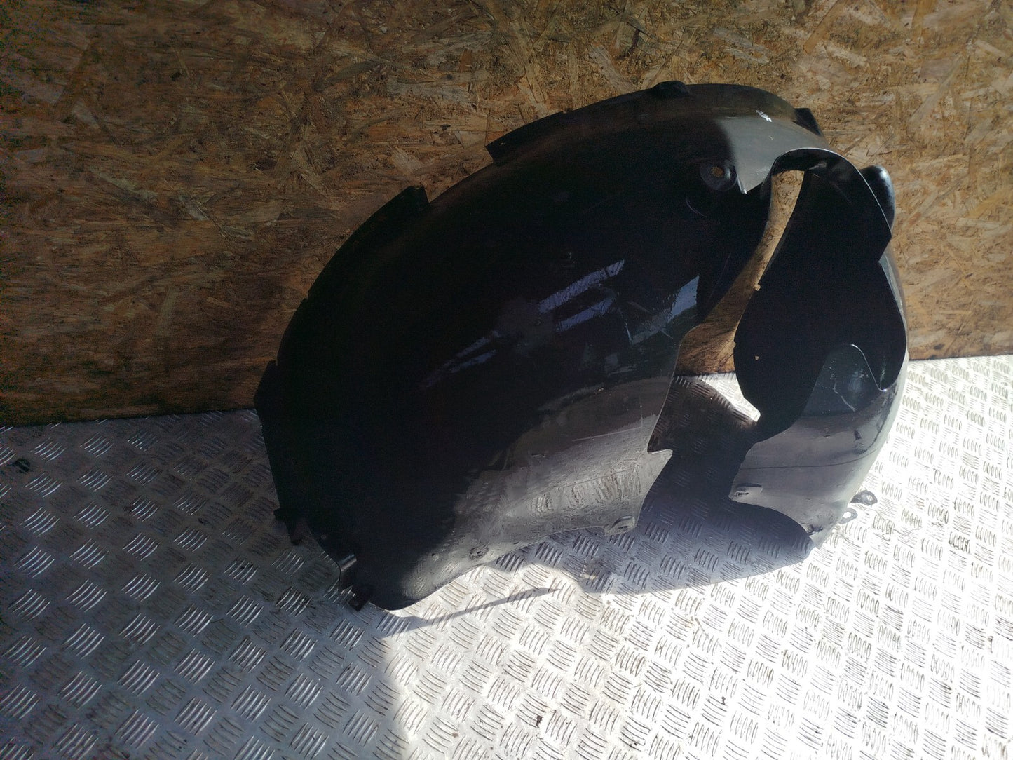 ✅Porsche Cayenne V6 Tiptronic 2010 3.6 Petrol FRONT RIGHT WHEEL ARCH LINER A268