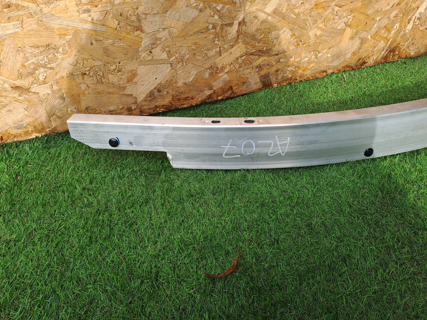 2024 TESLA MODEL 3 LONG FRONTBUMPER REINFORCEMENT CRASH BAR DENTED 1741047-00-F
