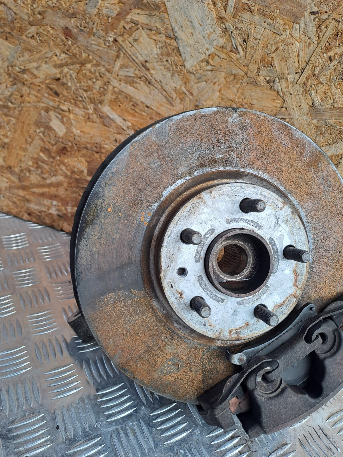 ✅2016 FORD MONDEO MK5 2.0D FRONT LEFT WHEEL HUB DG9C-2011-EE + WARRANTY A273