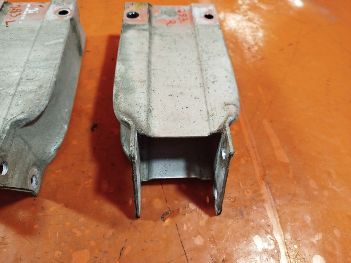 ✅MERCEDES C250 W204 2.1 DIESEL 2011 FRONT CRASH BAR BRACKETS A2046201195 A283