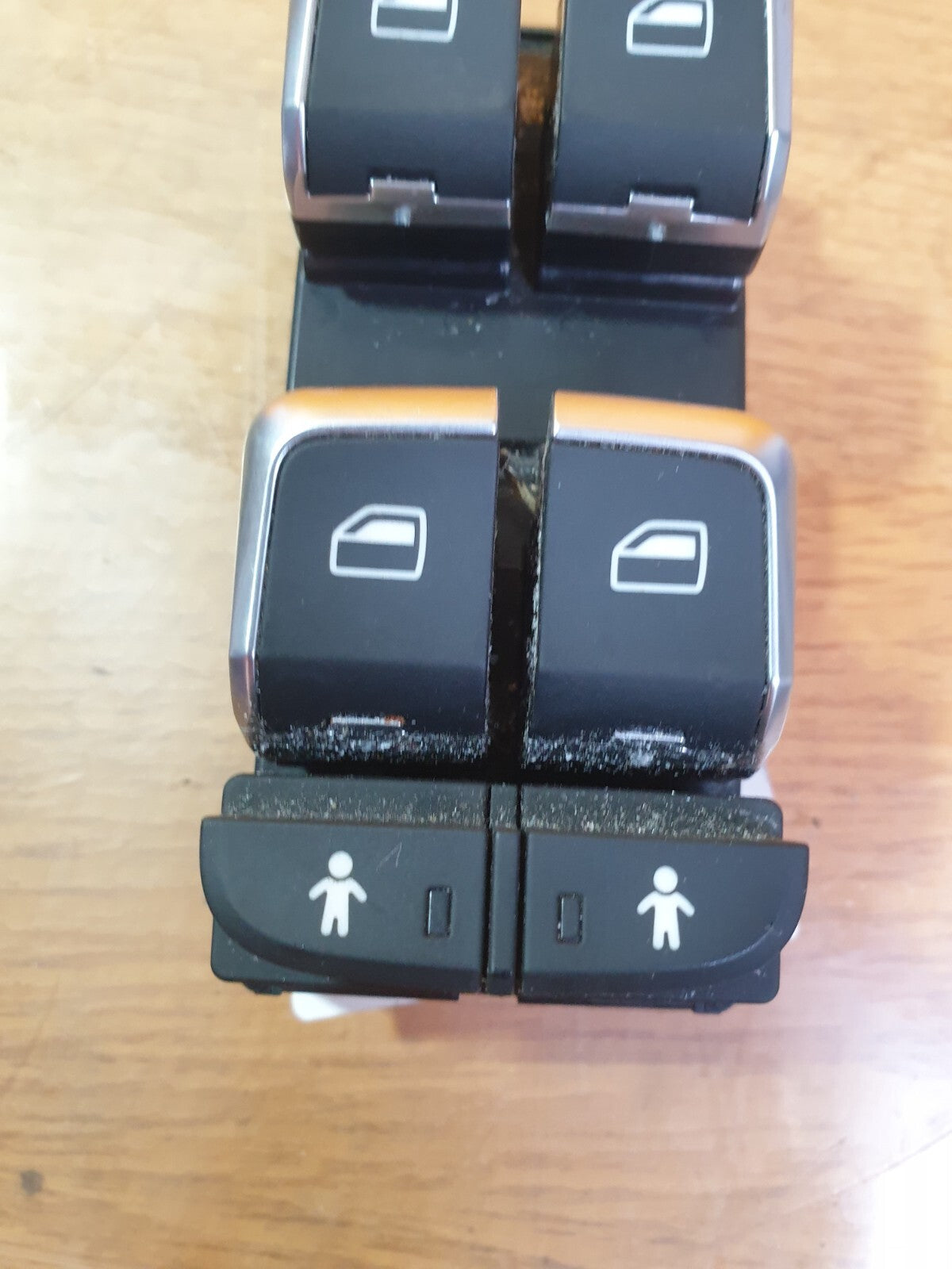 ✅2015 AUDI A3 E-TRON 1.4P DRIVERS SIDE ELECTRIC WINDOW SWITCH 8V0959851E A204