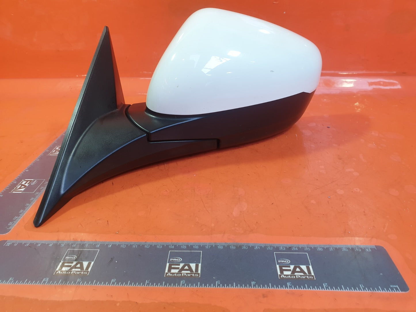 SSANGYONG TIVOLI EX 1.6 DIESEL 2017 FRONT LEFT MIRROR WHITE Warranty A230