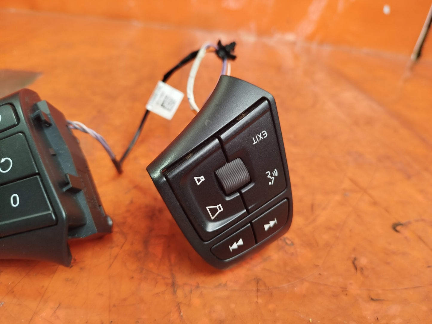 ✅VOLVO V40 V60 STEERING WHEEL CONTROLS 31334457 31334463 + WARRANTY xAA