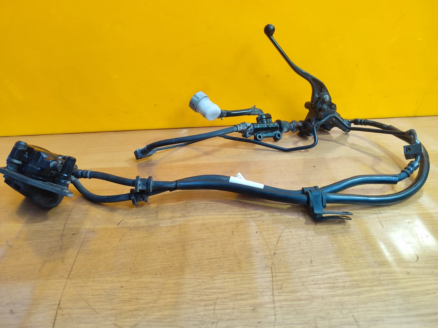 ✅HONDA GLR125 1W PETROL 2019 BRAKE KIT CALIPER ABS MASTER CYLINDER Warranty A117