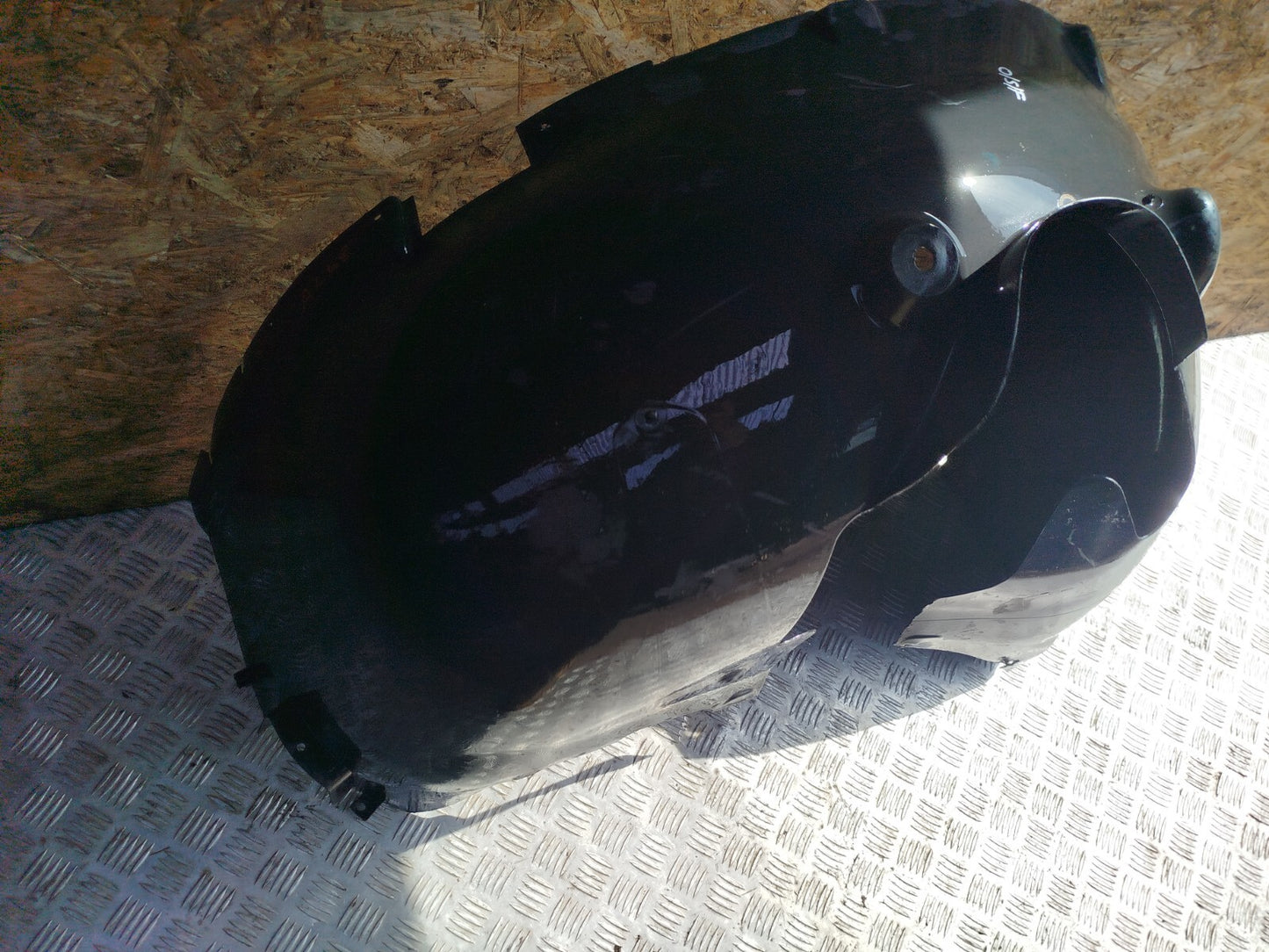 ✅Porsche Cayenne V6 Tiptronic 2010 3.6 Petrol FRONT RIGHT WHEEL ARCH LINER A268