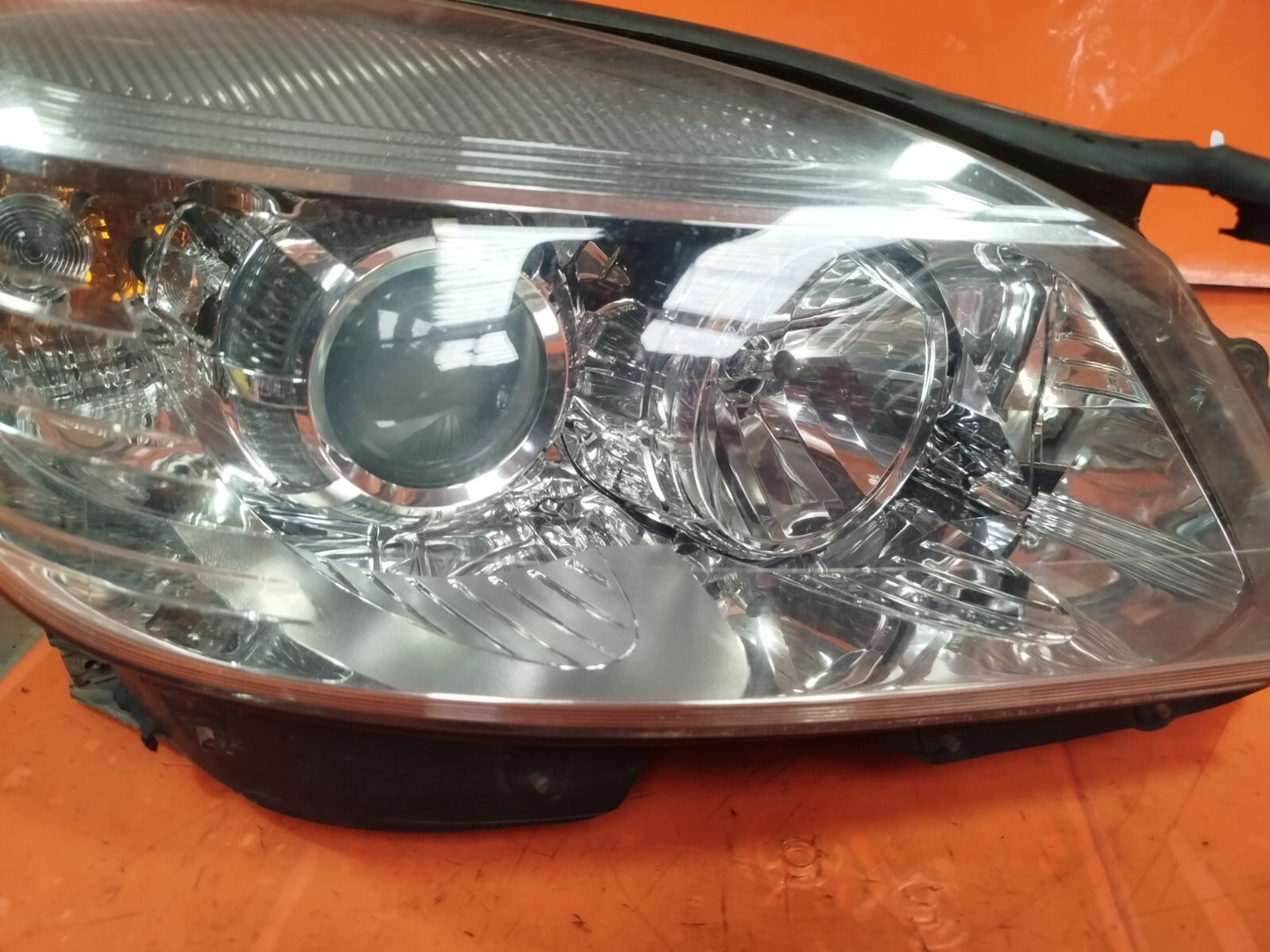✅2011 MERCEDES C CLASS W204 FRONT RIGHT HEADLIGHT A2048208661 + WARRANTY
