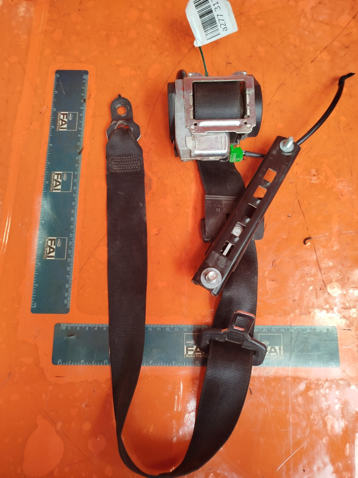 ✅VW CRAFTER CR35 2.0 DIESEL 2017 FRONT LEFT SEAT BELT 601384300 Warranty A277