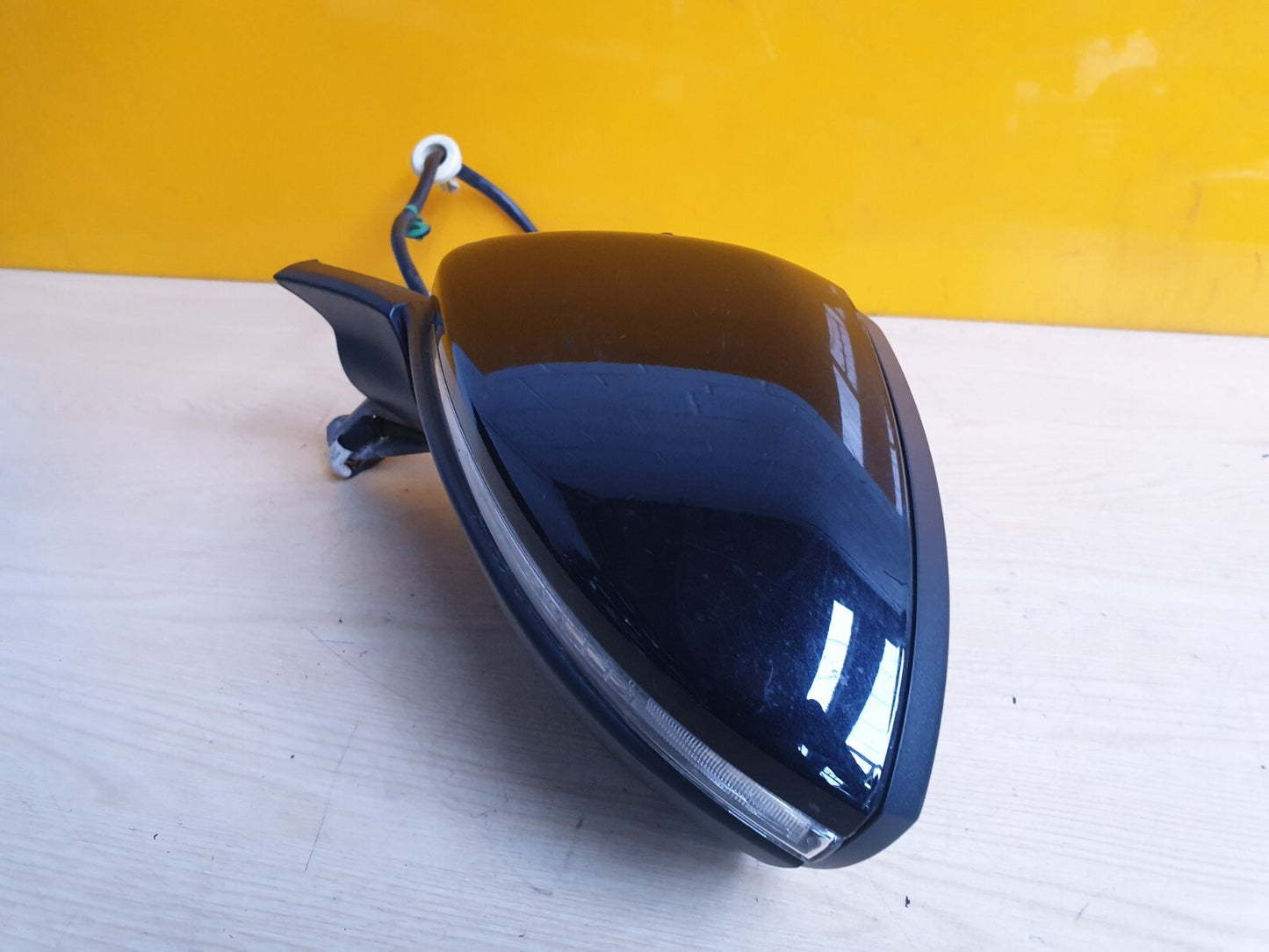 VW GOLF MK7 2015 FRONT LEFT MIRROR PASSENGER SIDE X00