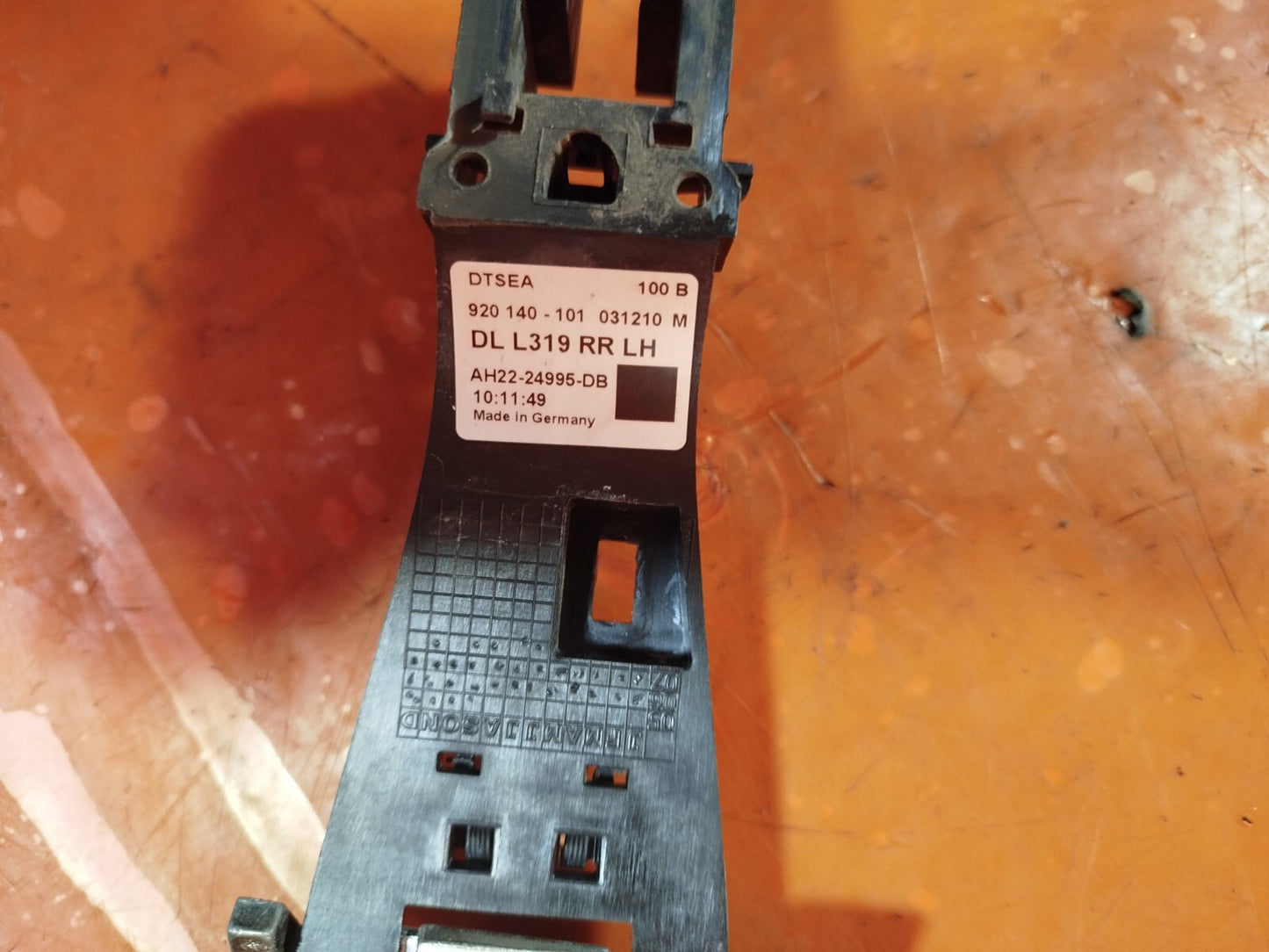 ✅LAND ROVER DISCOVERY 4 L319 3.0 DIESEL 2011 REAR LEFT DOOR LOCK 8X2A26413AC