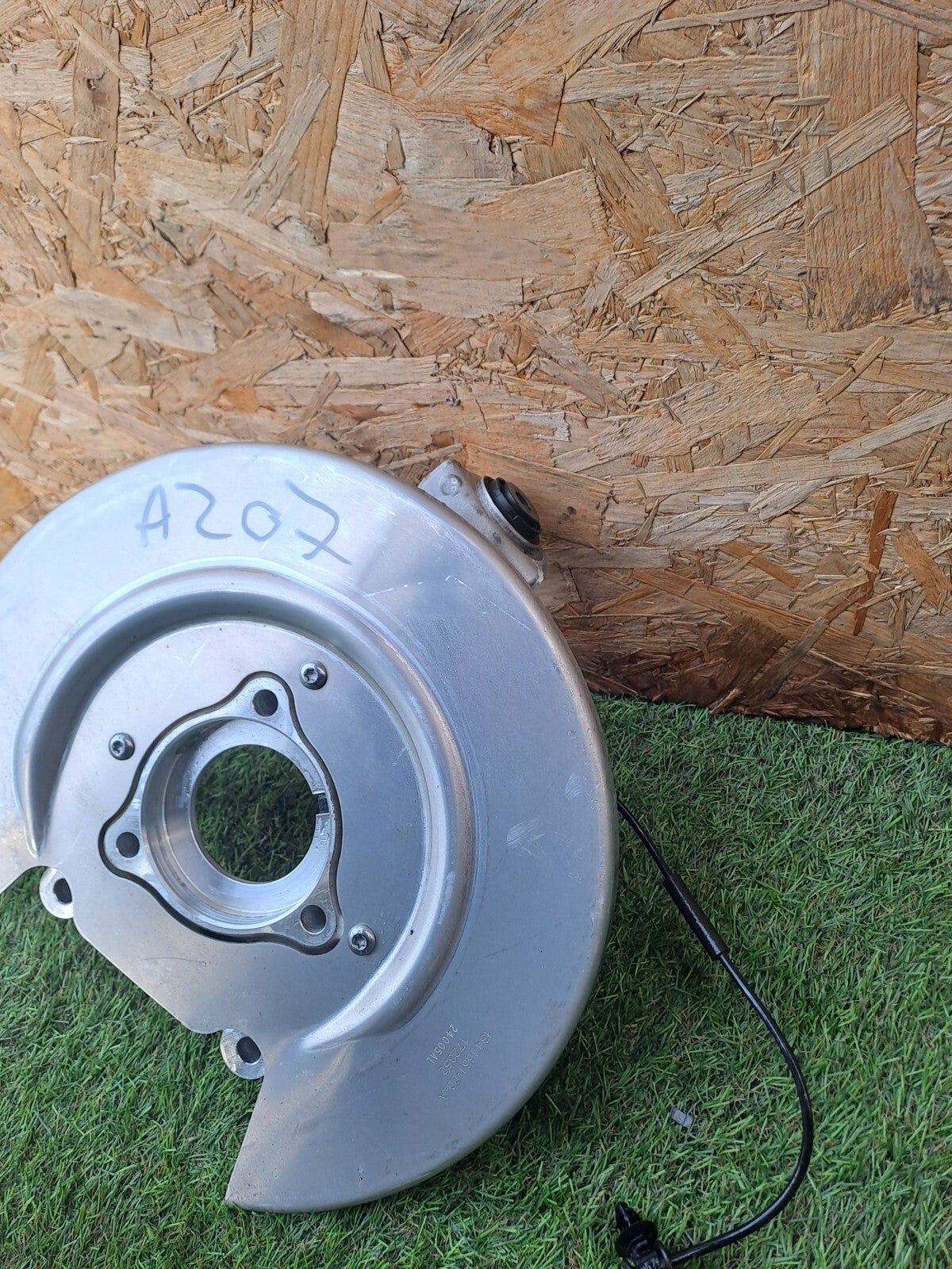 2024 TESLA MODEL 3 LONG REAR LEFT WHEEL HUB KNUCKLE 1344411-00-C +WARRANTY A207