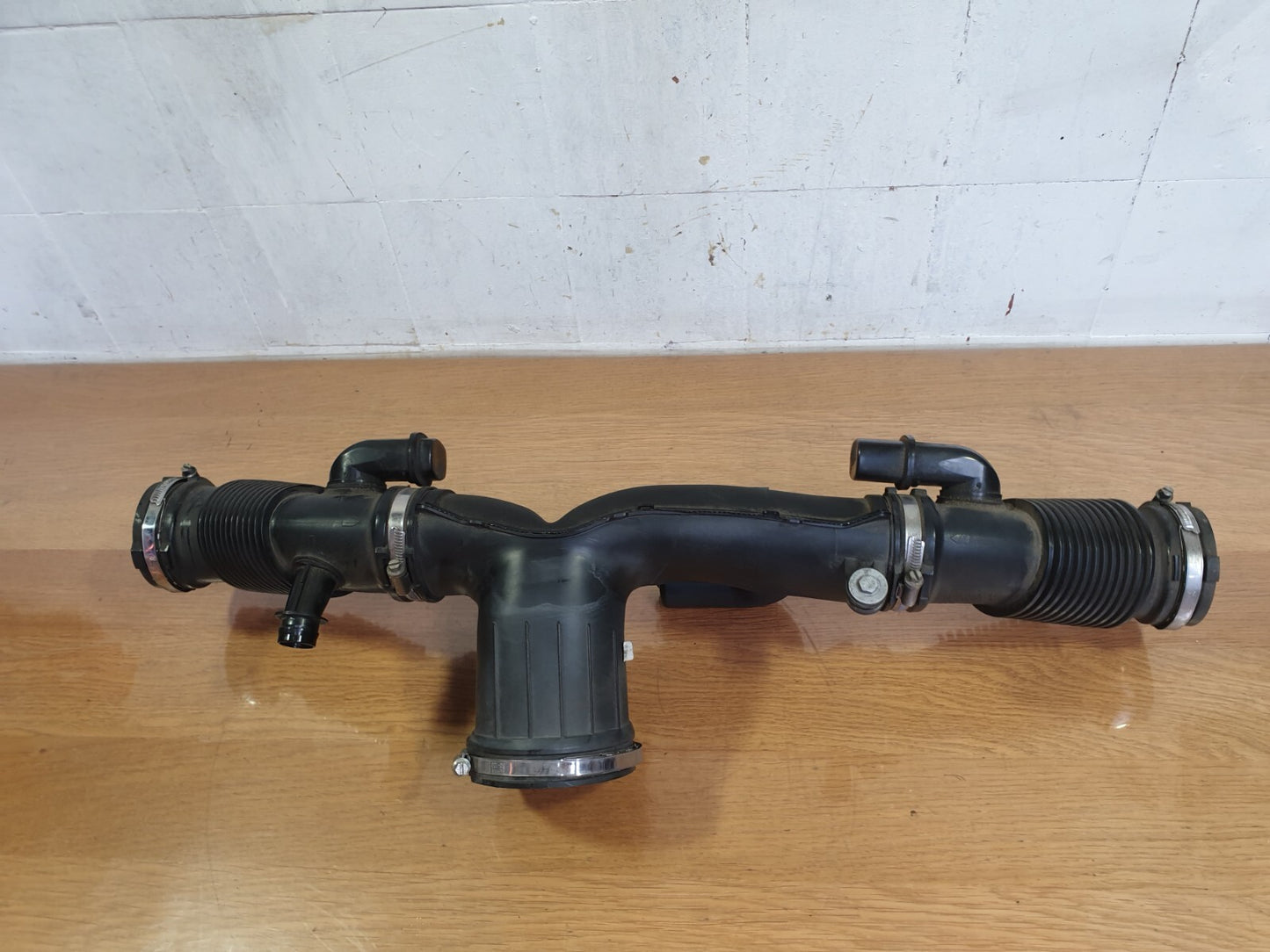 ✅JAGUAR F-PACE X761 3.0 PETROL 2017 AIR INTAKE HOSE PIPE GX739R504AB GX739C602BA
