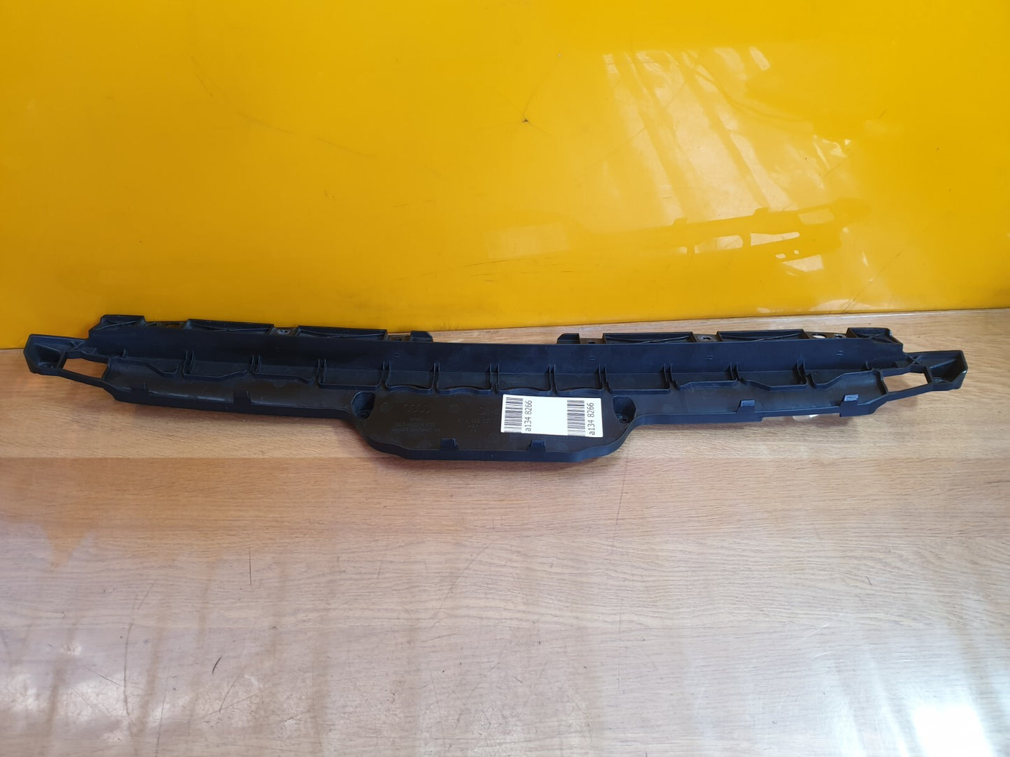 ✅AUDI Q2 S-LINE 1.4 PETROL 2017 FRONT BUMPER GRILLE SUPPORT 81A853037 Warranty