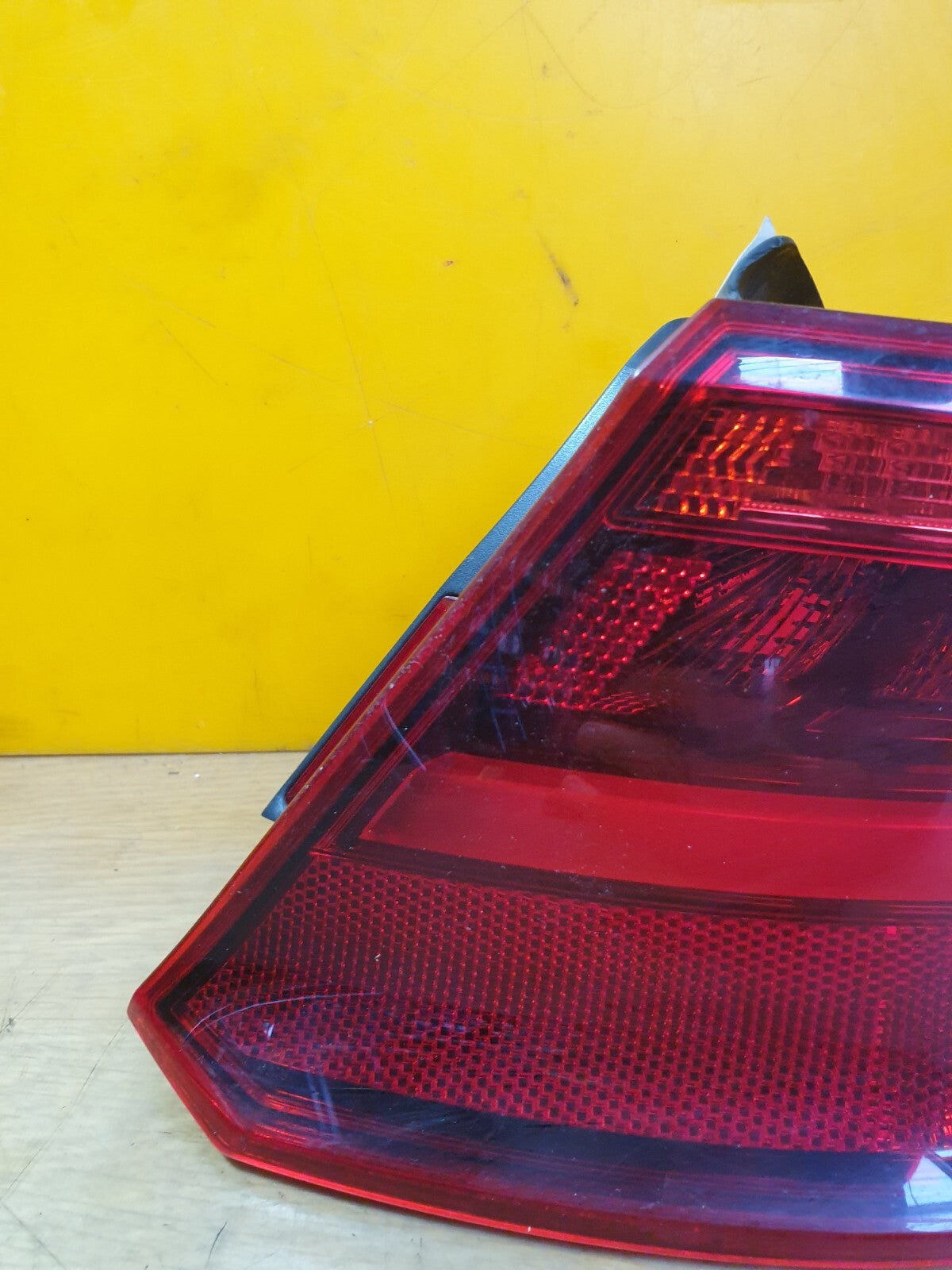 ✅AUDI A3 E-TRON 1.4 PETROL 2015 REAR RIGHT OUTER TAIL LIGHT 8V4945096D Warranty