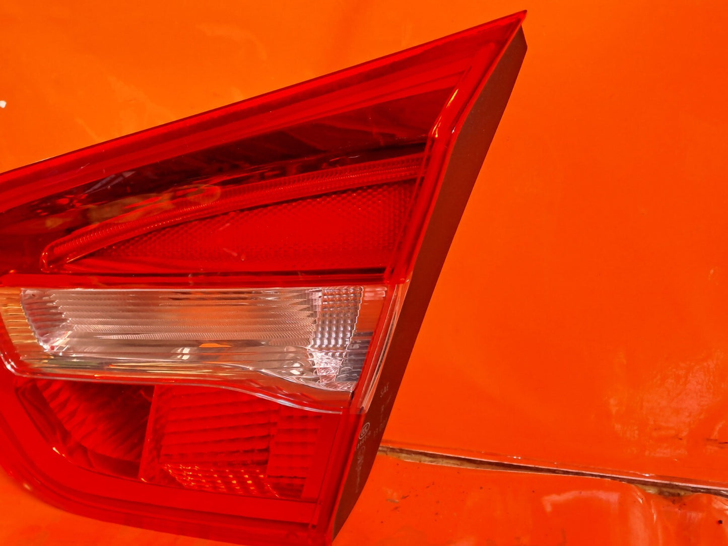 ✅Mercedes GLA 2016 2.1 REAR RIGHT INNER TAIL LIGHT A1569060458 Warranty A014