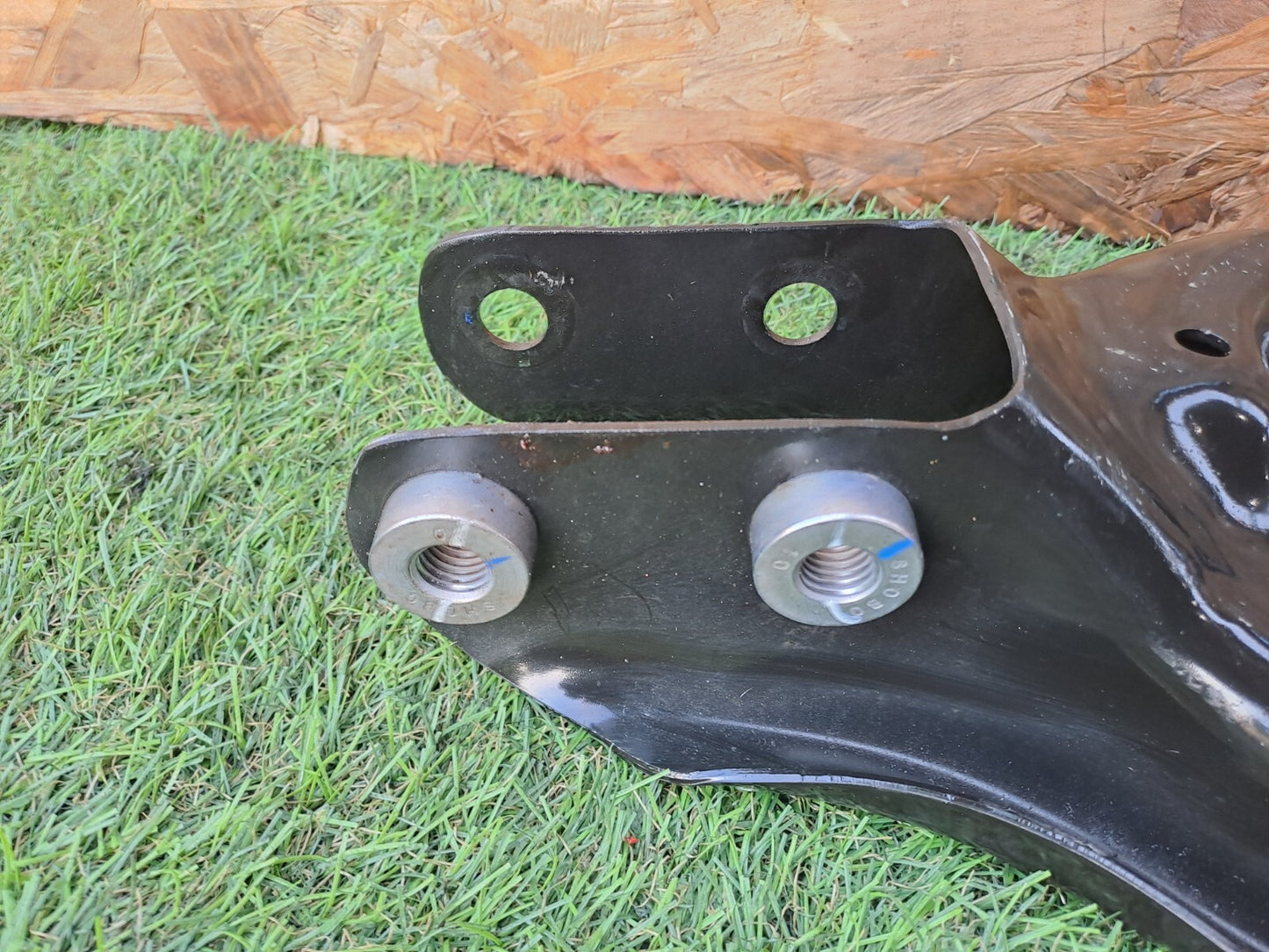 2024 TESLA MODEL 3 LONG REAR LEFT SUPPORT ARM 1288451-00-A + WARRANTY A207