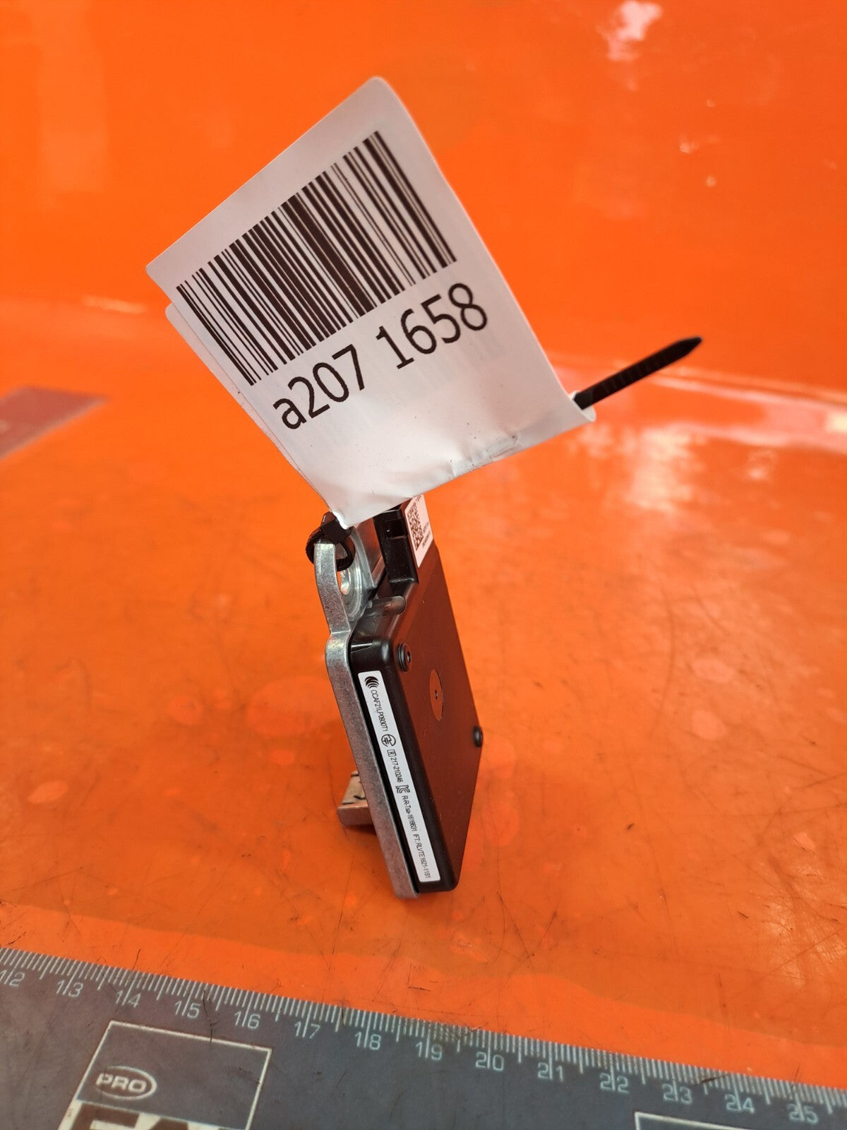 TESLA Model 3 Long 2024 Plaid Interior Radar 1607917-01-J Warranty A207