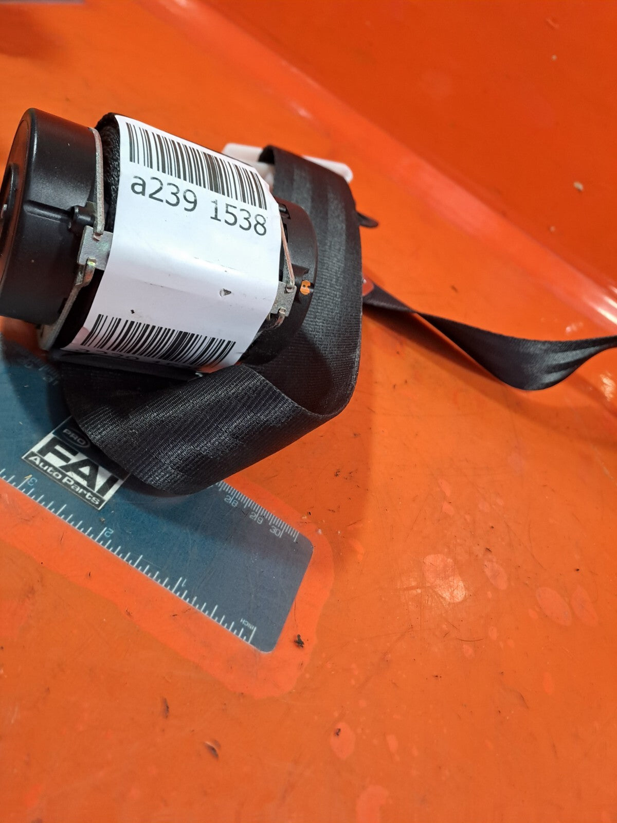 ✅2011 LAND ROVER DISCOVERY 4 L319 3.0D REAR LEFT SEAT BELT 8H22-F611B69-ABW 239