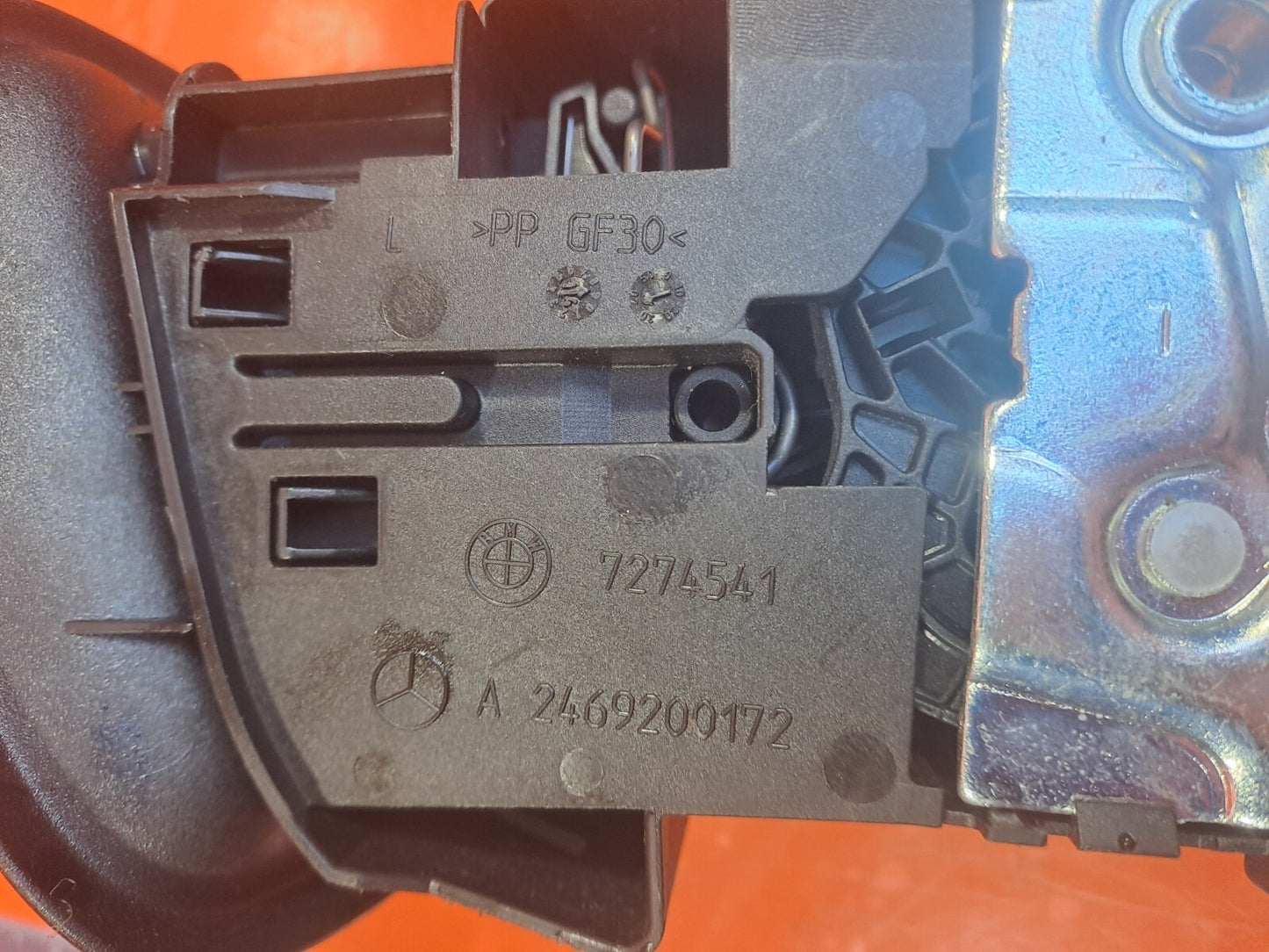 ✅MERCEDES B200 W246 1.8 CDI 2014 REAR LEFT SEAT LOCK A2469200172 Warranty A071