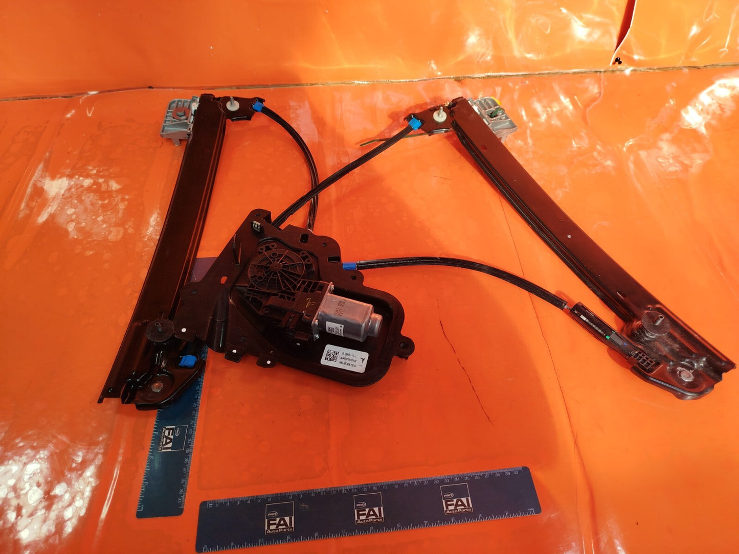 ✅Tesla Model 3 Long Range 2020 FRONT LEFT WINDOW REGULATOR 1096620-14-J Warranty