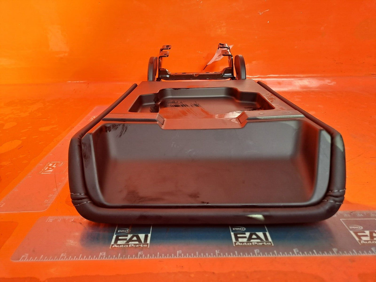 TESLA Model 3 Long 2024 CENTRE CONSOLE ARM REST Warranty A207