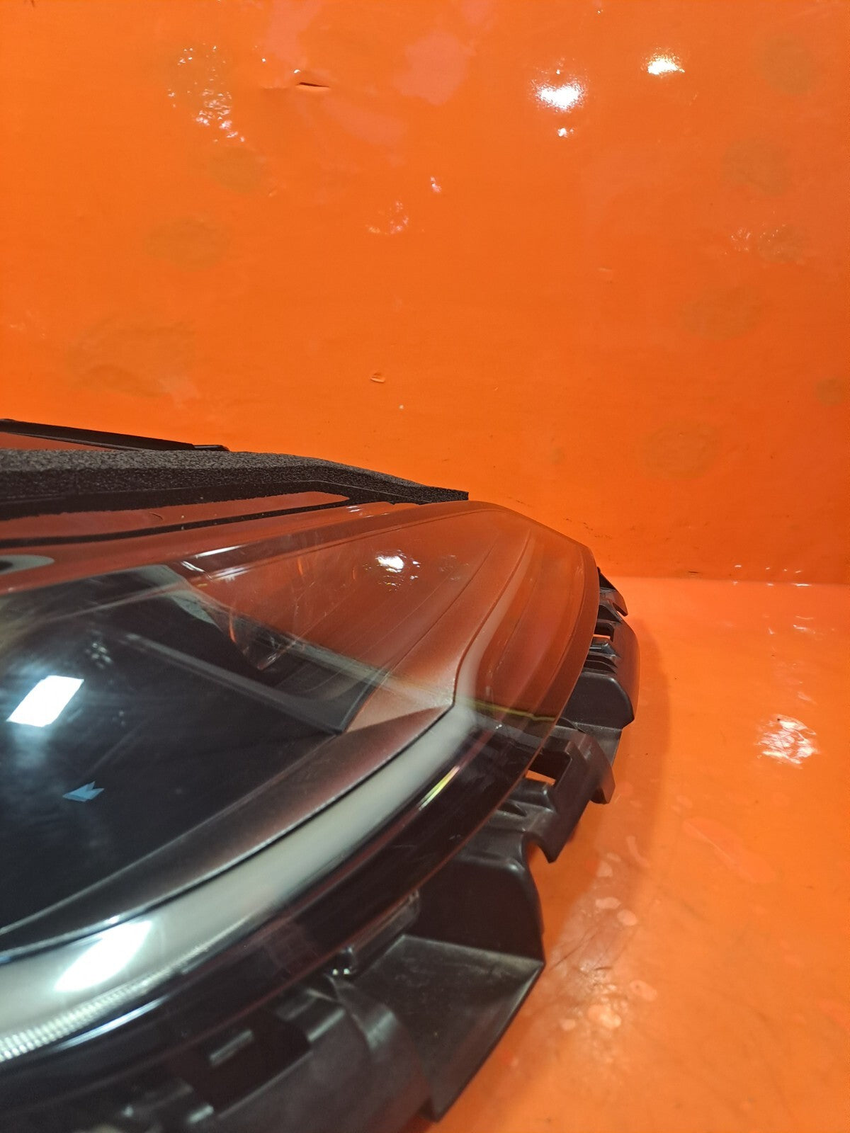 Tesla Model 3 Long 2024 Front Right LED Headlight 1760889-00-E Warranty A207