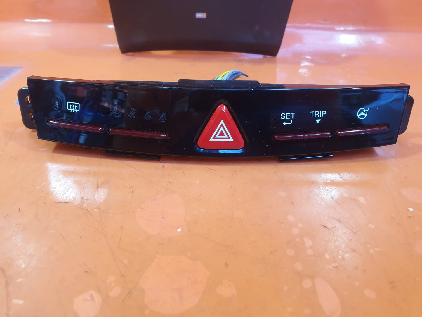 2017 SSANGYONG TIVOLI EX 1.6D CLIMATE CONTROL PANEL 68720-35000 + WARRANTY A230