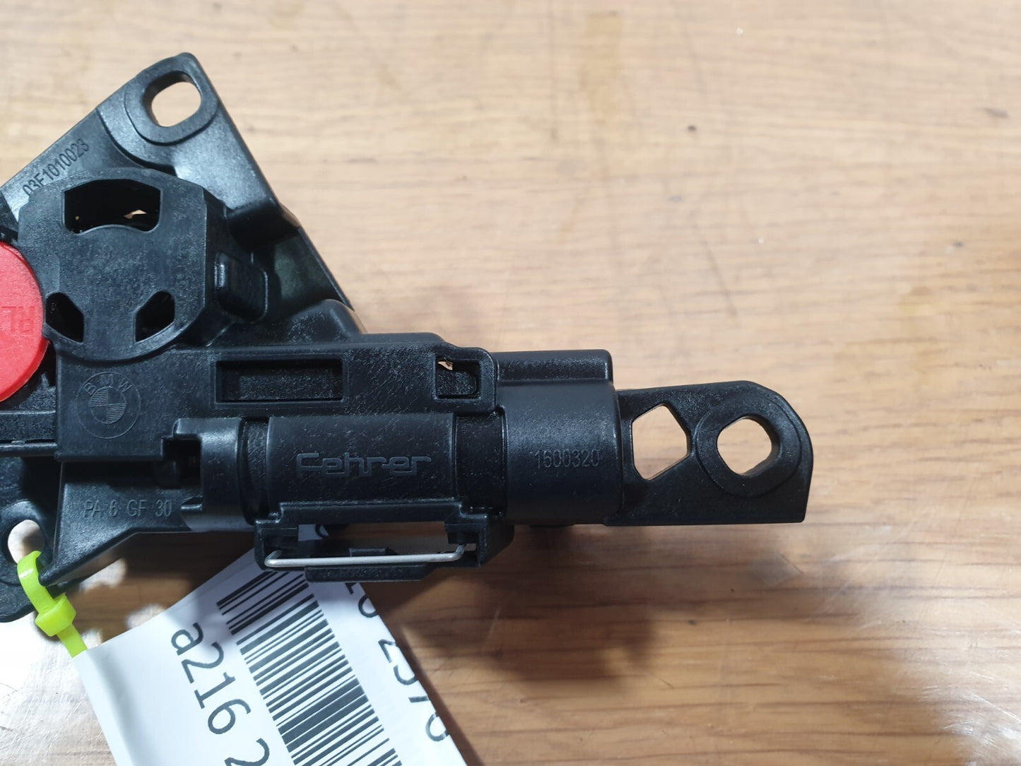 2010 BMW 5 SERIES F11 2.0D CENTRE CONSOLE ARMREST LOCK MECHANISM 03F1010023 A216