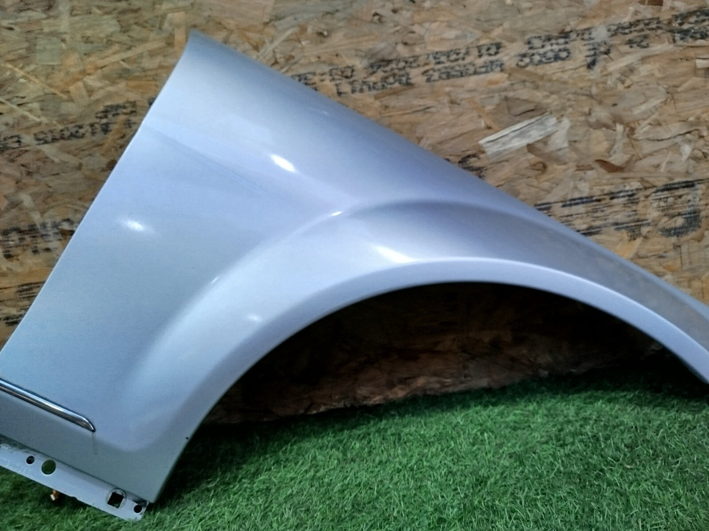 ✅MERCEDES W204 C220 AMG SPORT 2.1 DIESEL 2012 FRONT RIGHT WING PANEL SILVER A238