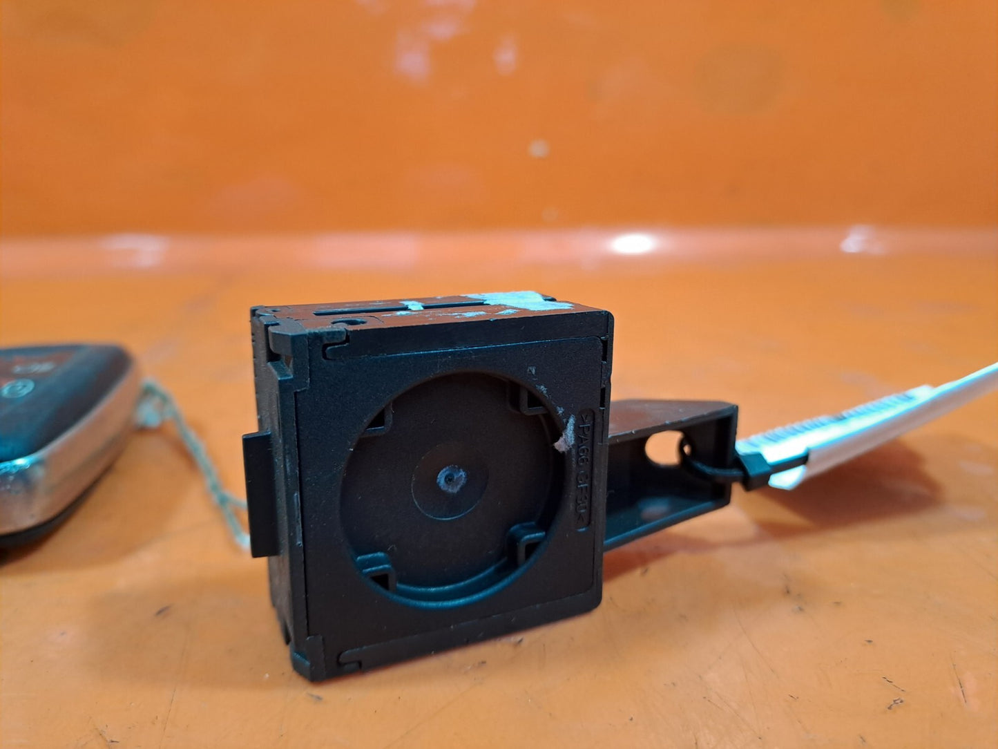 ✅2011 LAND ROVER DISCOVERY 4 L319 KEY FOB & KEYLESS ENTRY CONTROL MODULE 239