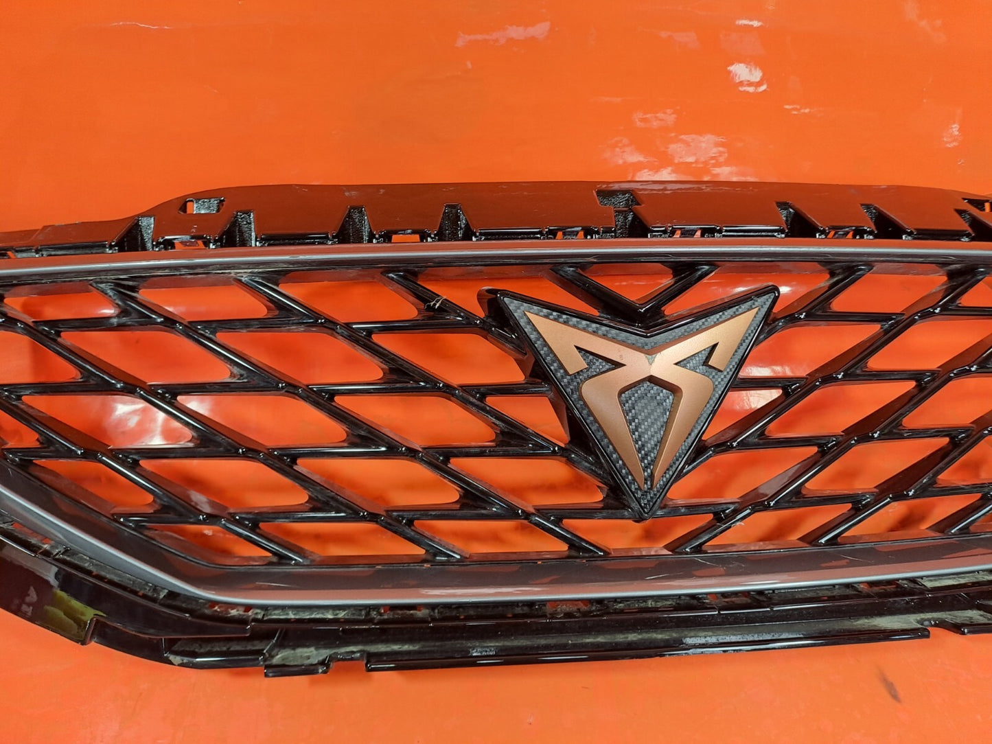 CUPRA LEON VZ2 1.4 PETROL 2023 FRONT BUMPER GRILLE Warranty A227