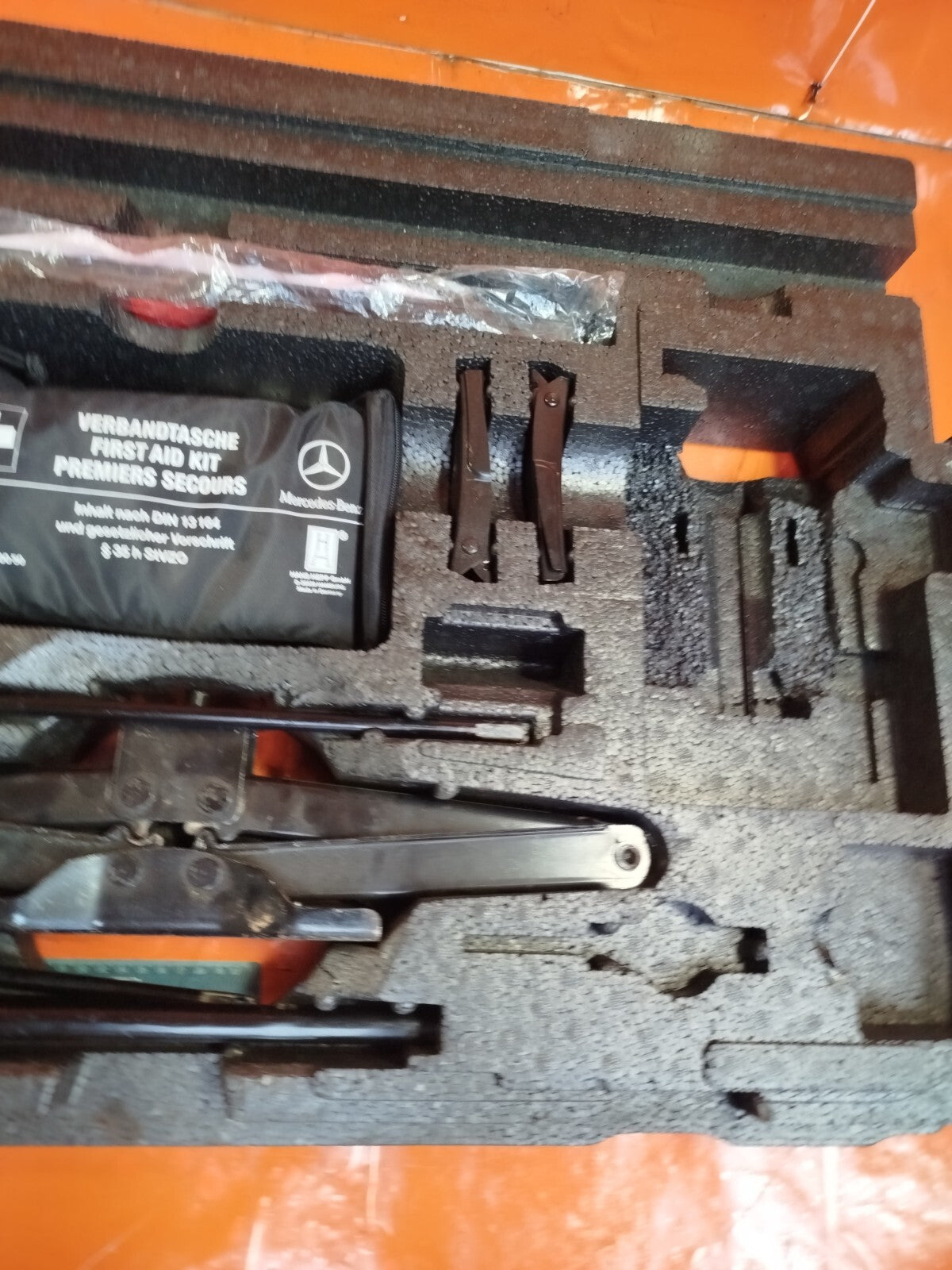 ✅LAND ROVER RANGE ROVER L320 2.7 DIESEL 2007 JACK TOOL KIT STORAGE 4H2219C004AA