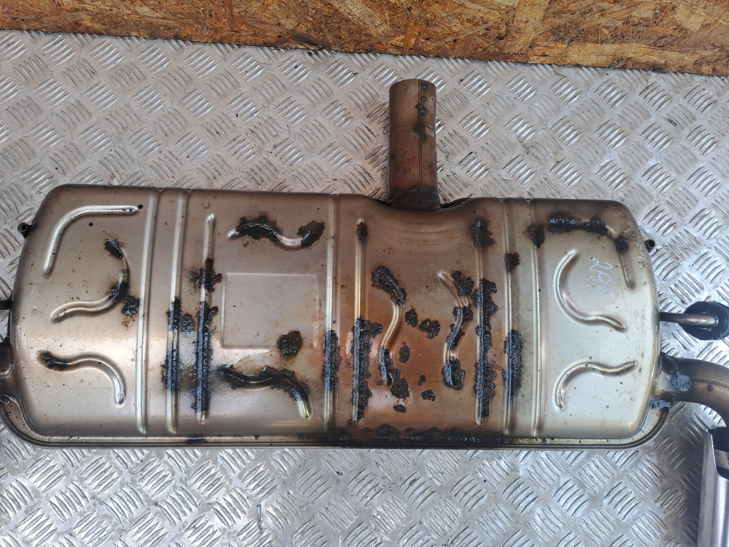 ✅MERCEDES B180 W246 1.8 DIESEL 2012 REAR EXHAUST BOX A2464910700 A299
