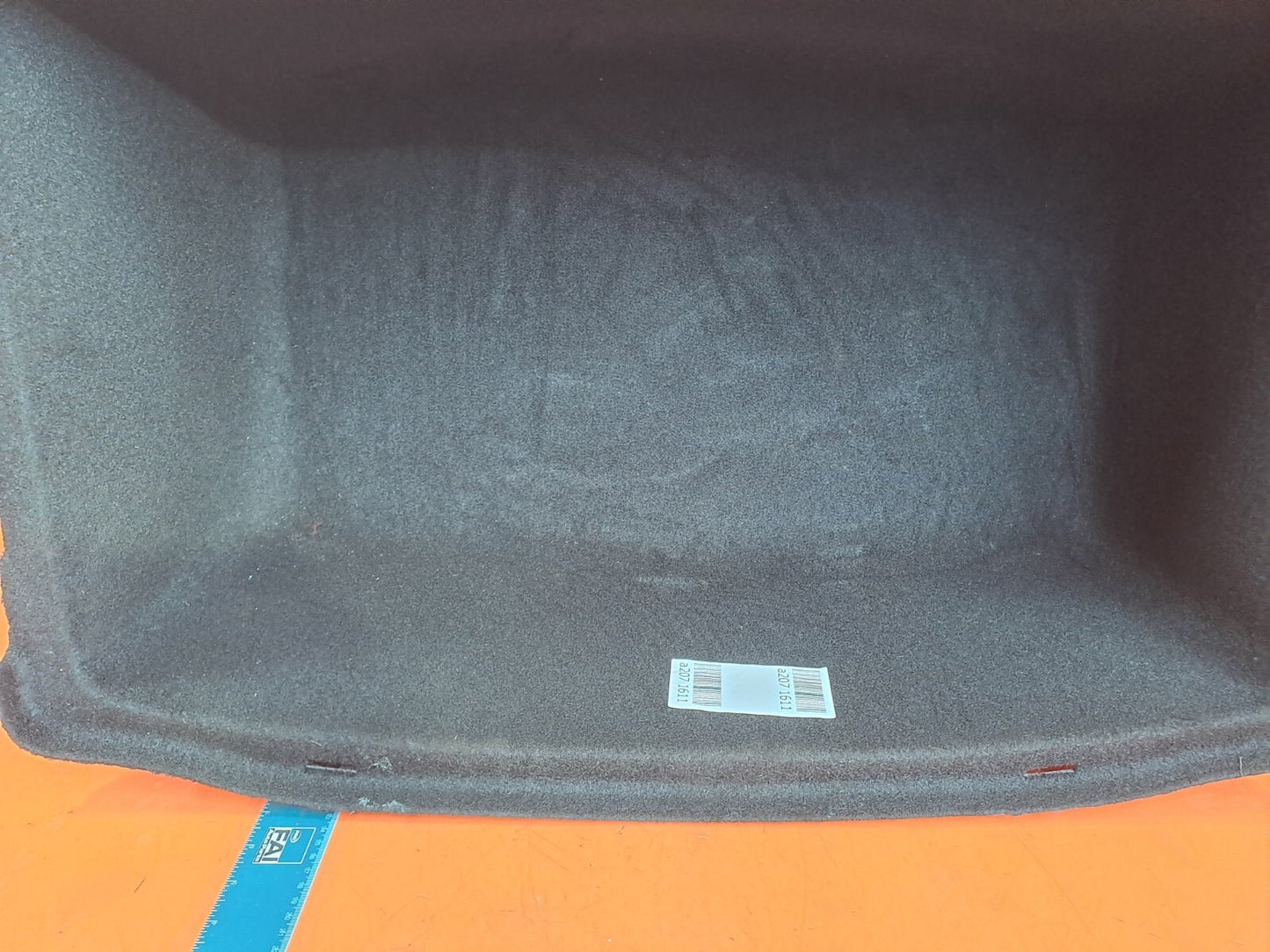 TESLA MODEL 3 LONG 2024 REAR TRUNK BOOT FLOOR STORAGE CARPET 1752608-10-D A207