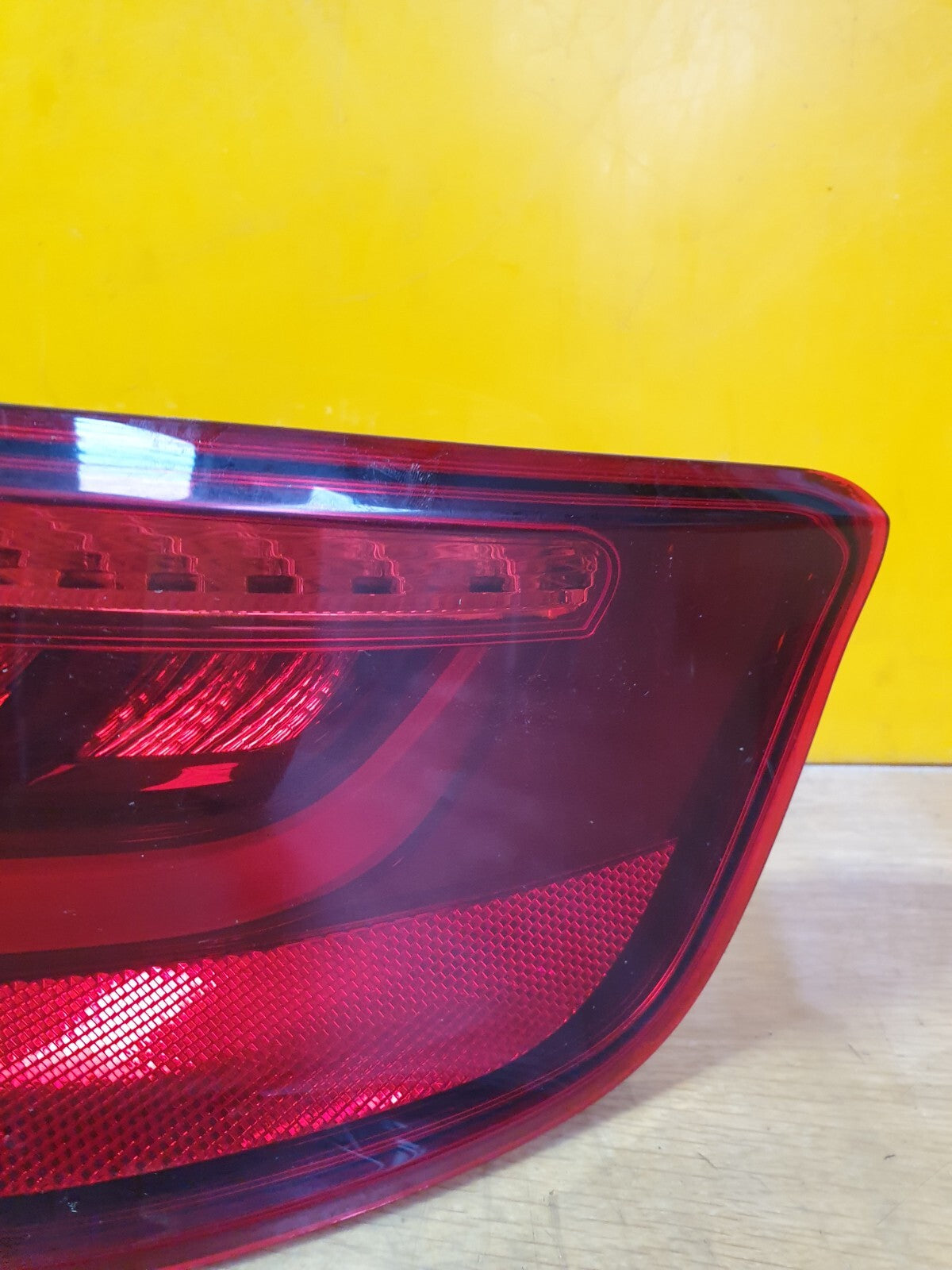 ✅AUDI A3 E-TRON 1.4 PETROL 2015 REAR RIGHT OUTER TAIL LIGHT 8V4945096D Warranty