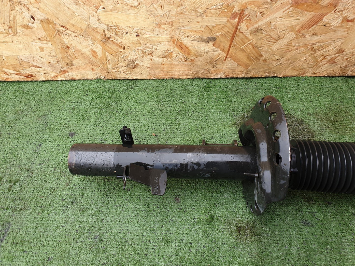 ✅LAND ROVER DISCOVERY SPORT L550 2.0 DIESEL 2018 FRONT RIGHT SHOCK ABSORBER A094