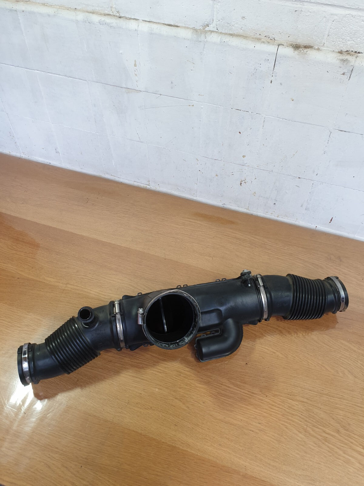 ✅JAGUAR F-PACE X761 3.0 PETROL 2017 AIR INTAKE HOSE PIPE GX739R504AB GX739C602BA
